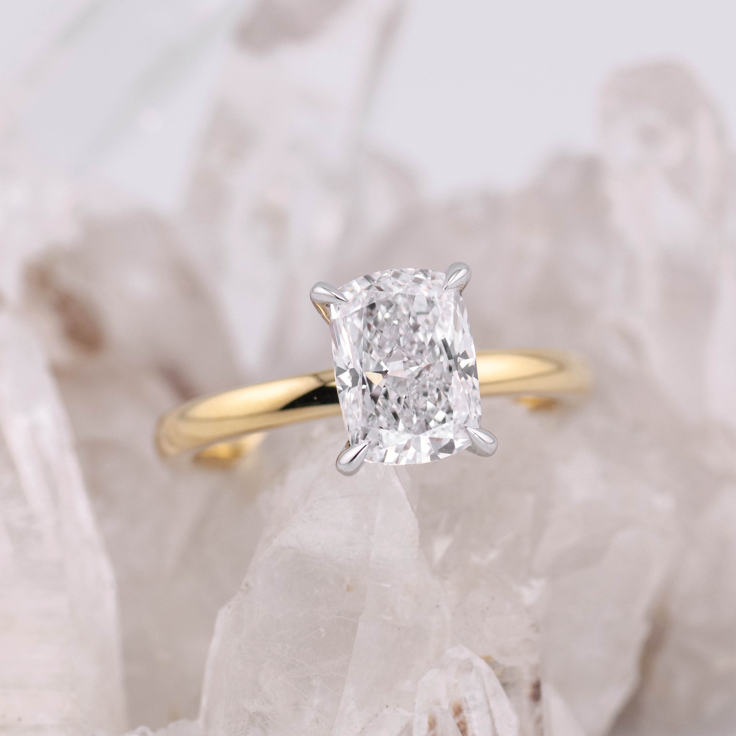 (Ready to Ship Size M) - Catherine 2.0 – Elongated Cushion 2.03ct D VVS2 Solitaire in 2 Tone 18k Yellow Gold
