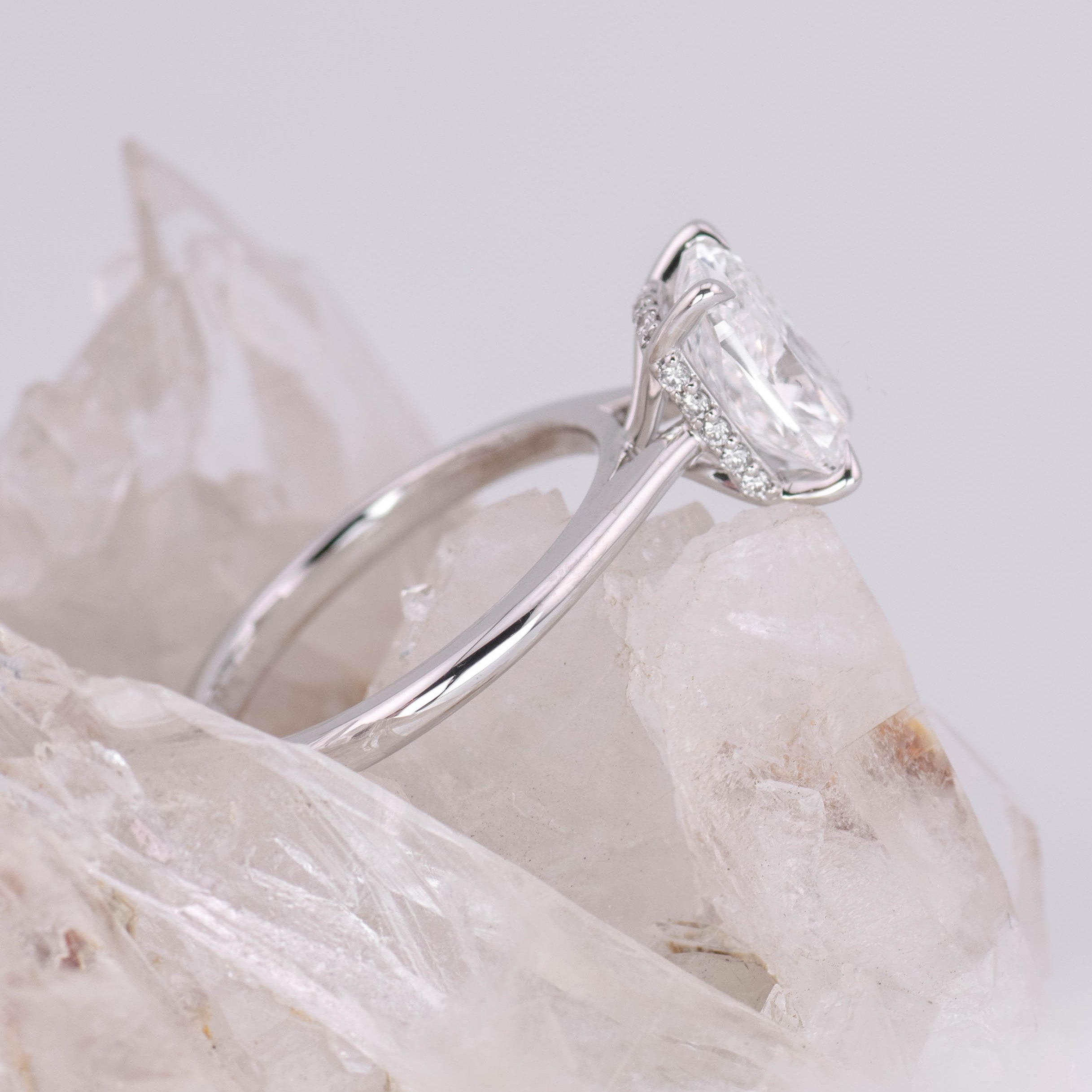 (Ready to Ship Size M) - Ruth 2.5 – Cathedral & Hidden Halo Elongated Cushion 2.52ct D VVS2 Solitaire in 18k White Gold