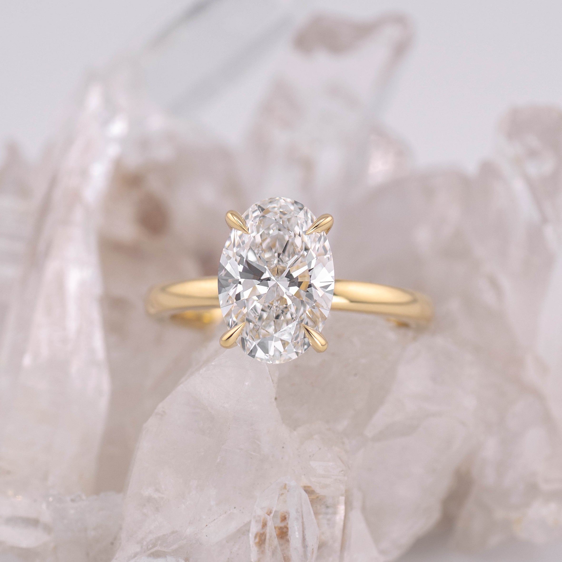 (Ready to Ship Size L) - Kate 2.5 – 4 Claw 2.58ct E VVS2 Oval Solitaire in 18k Yellow Gold