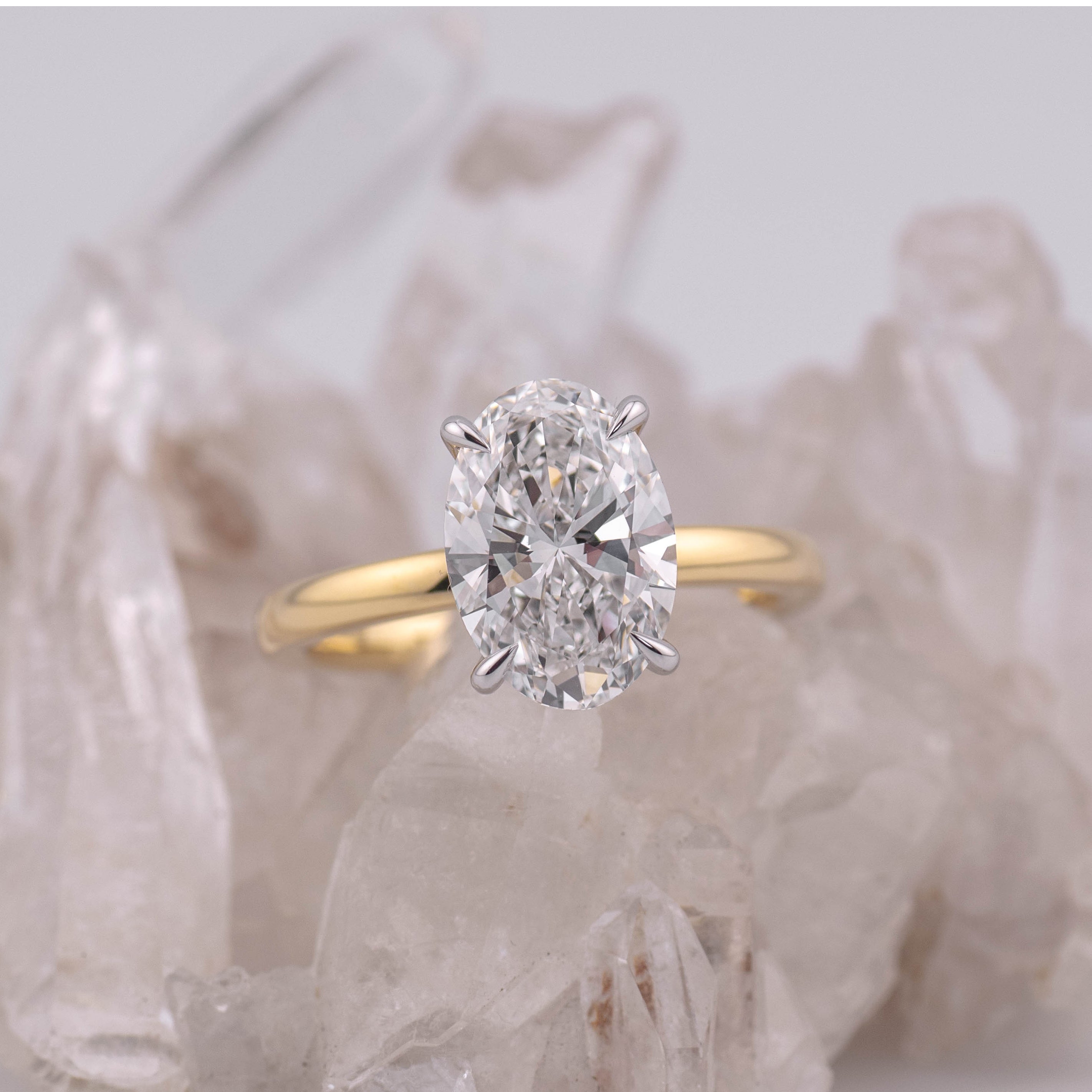 (Ready to Ship Size M) - Kate 2.7 – 4 Claw 2.70ct Oval Solitaire in 2 tone 18k