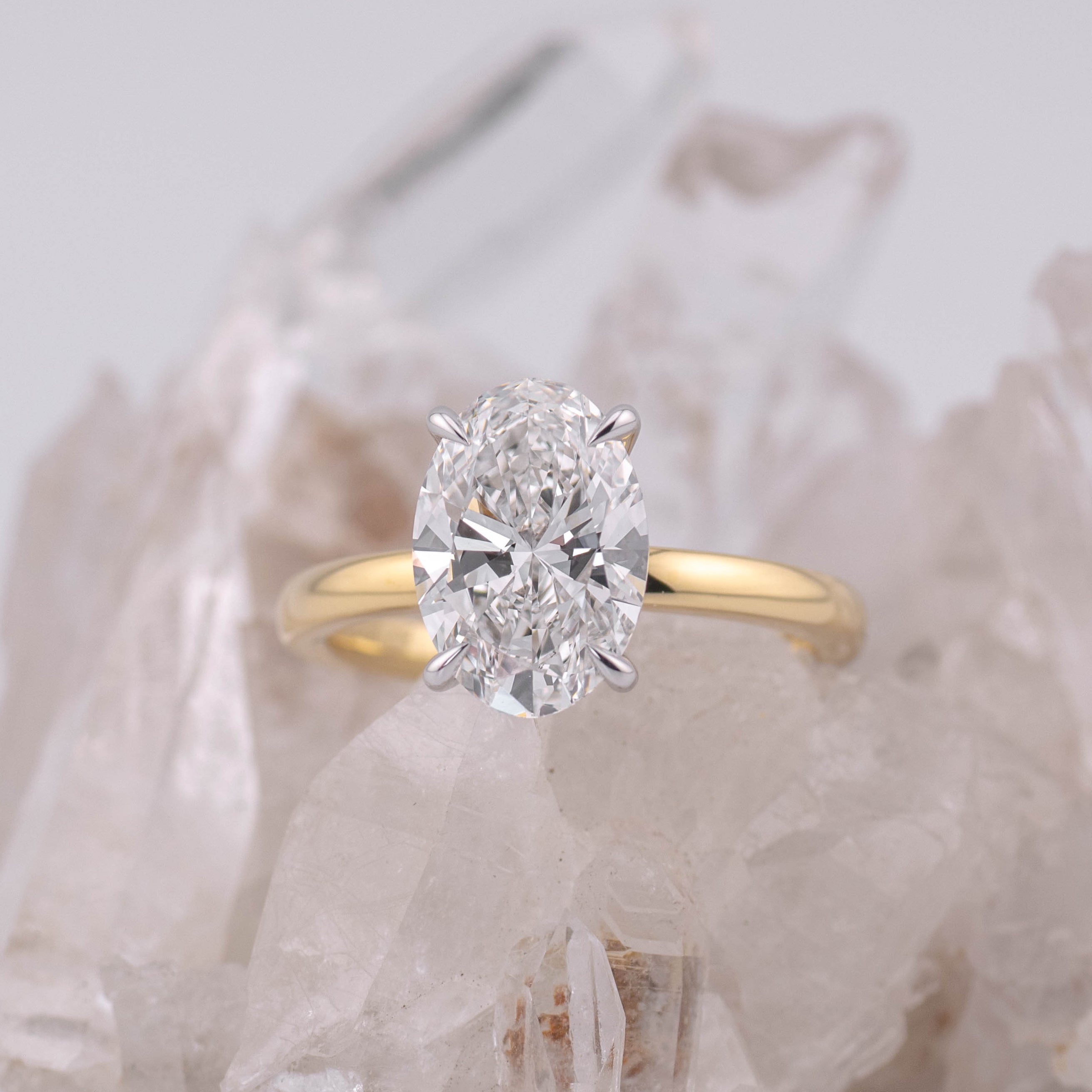 (Ready to Ship Size M) - Kate 2.7 – 4 Claw 2.70ct Oval Solitaire in 2 tone 18k