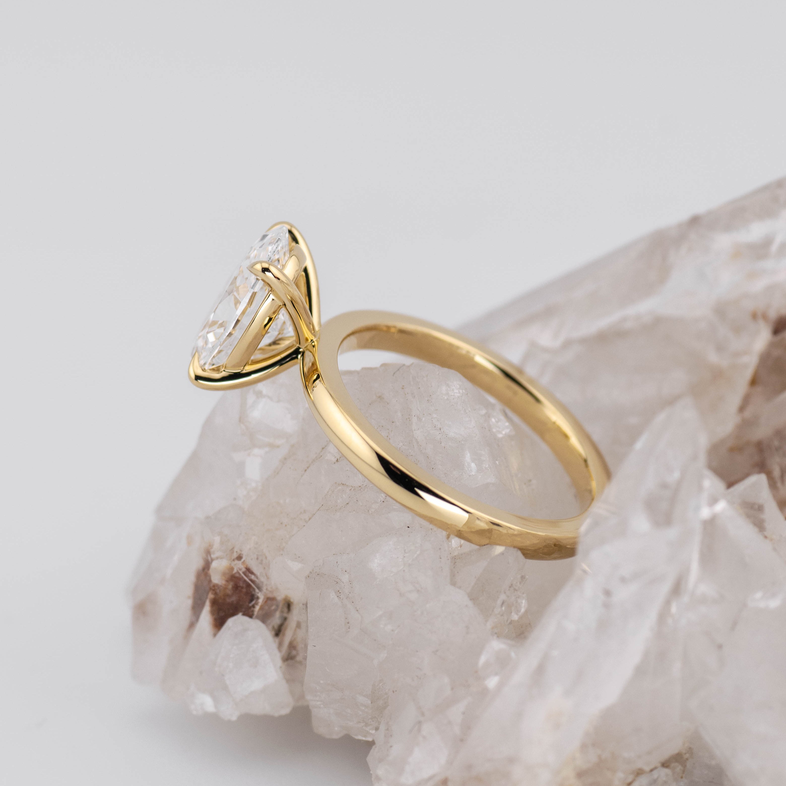 Michael - (Ready to Ship Size L) - Oval Kate 2.0 – 4 Claw 2.06ct D VVS2 Solitaire in 18k Yellow Gold