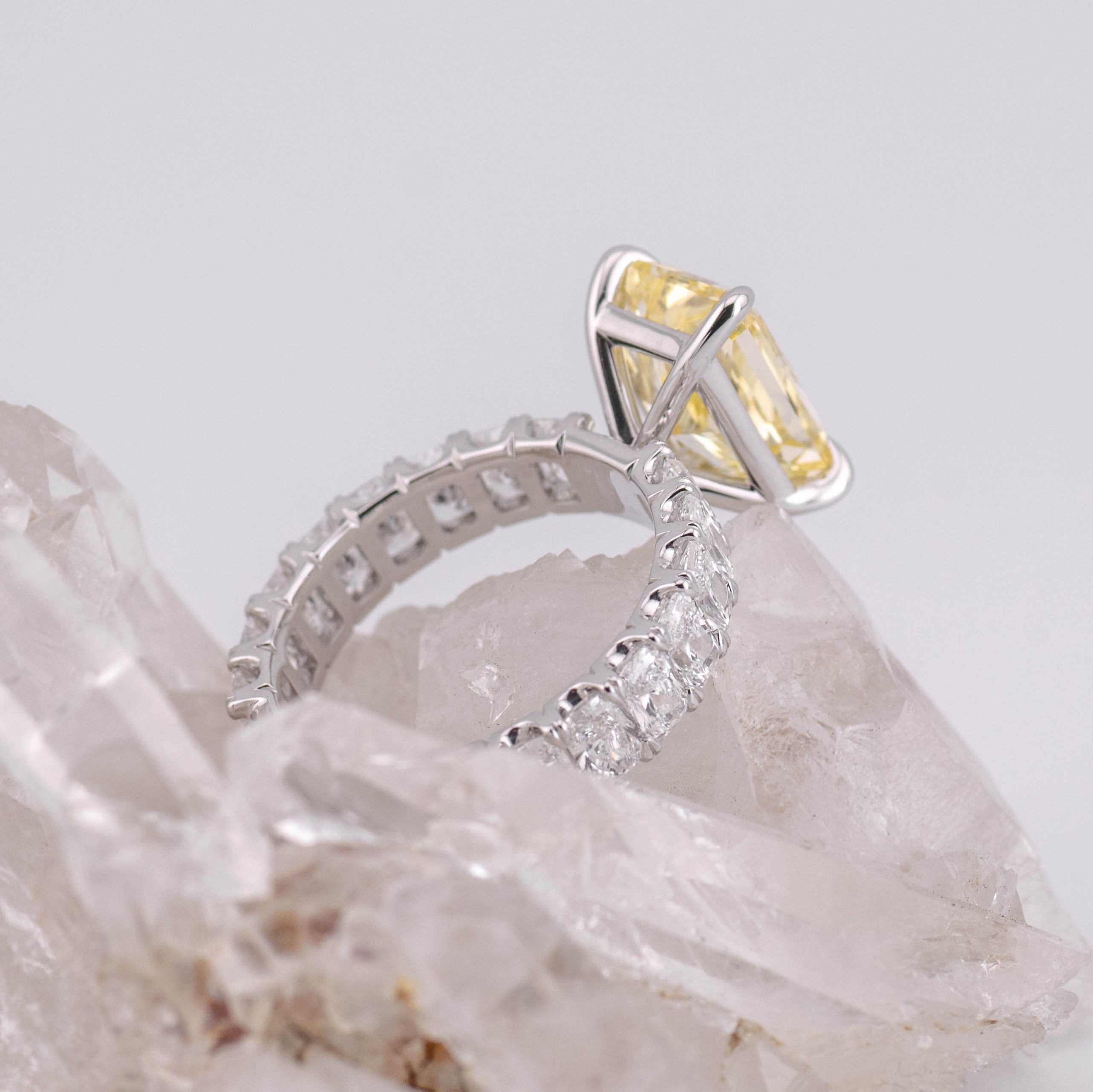 (Ready to Ship Size M) Custom 4.07ct Yellow Fancy Vivid Yellow Lab Diamond Ring in 18k White Gold