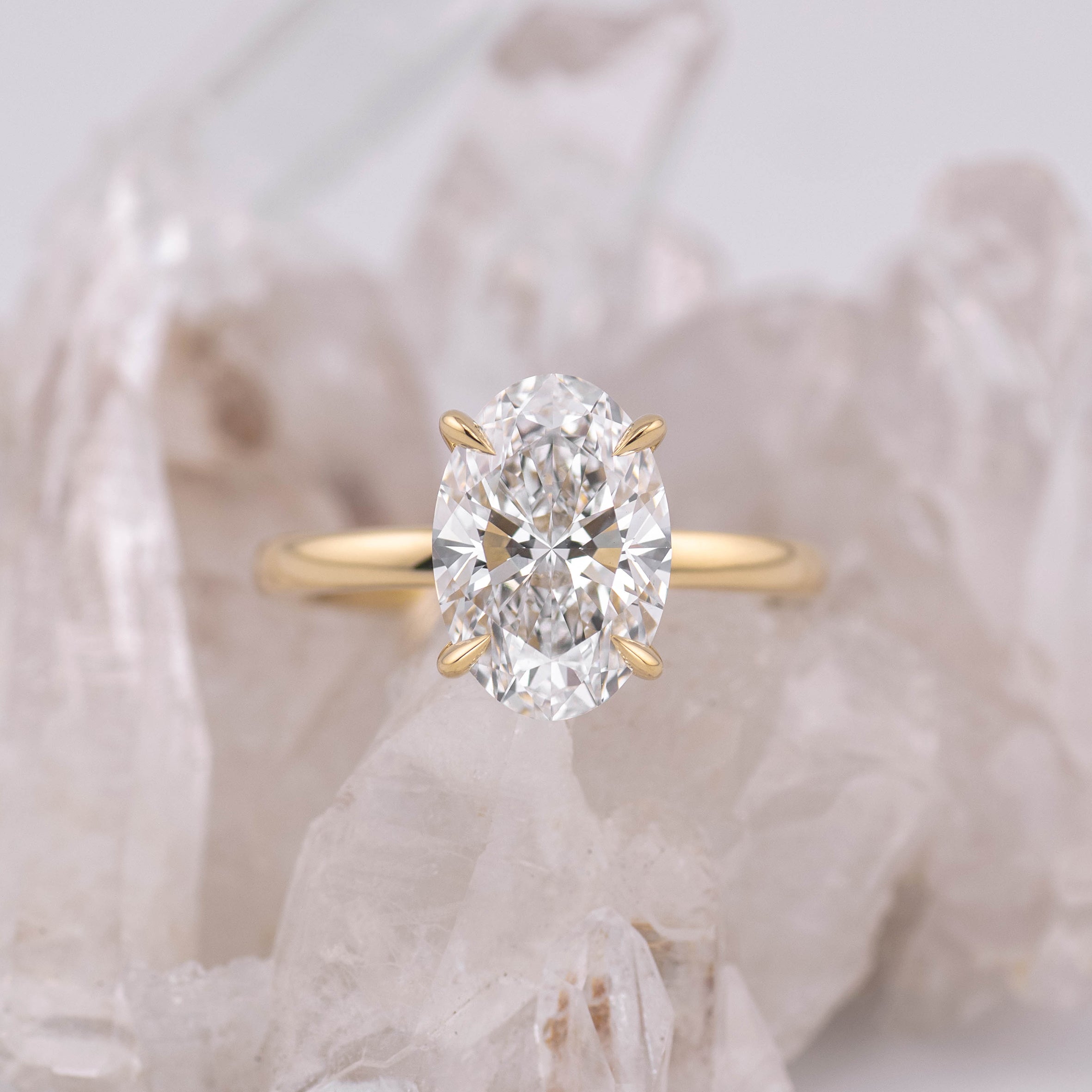 (Ready to Ship Size M) - Bella 3.0 – 4 Claw 3.05ct D VVS2 Oval Solitaire in 18k Yellow Gold