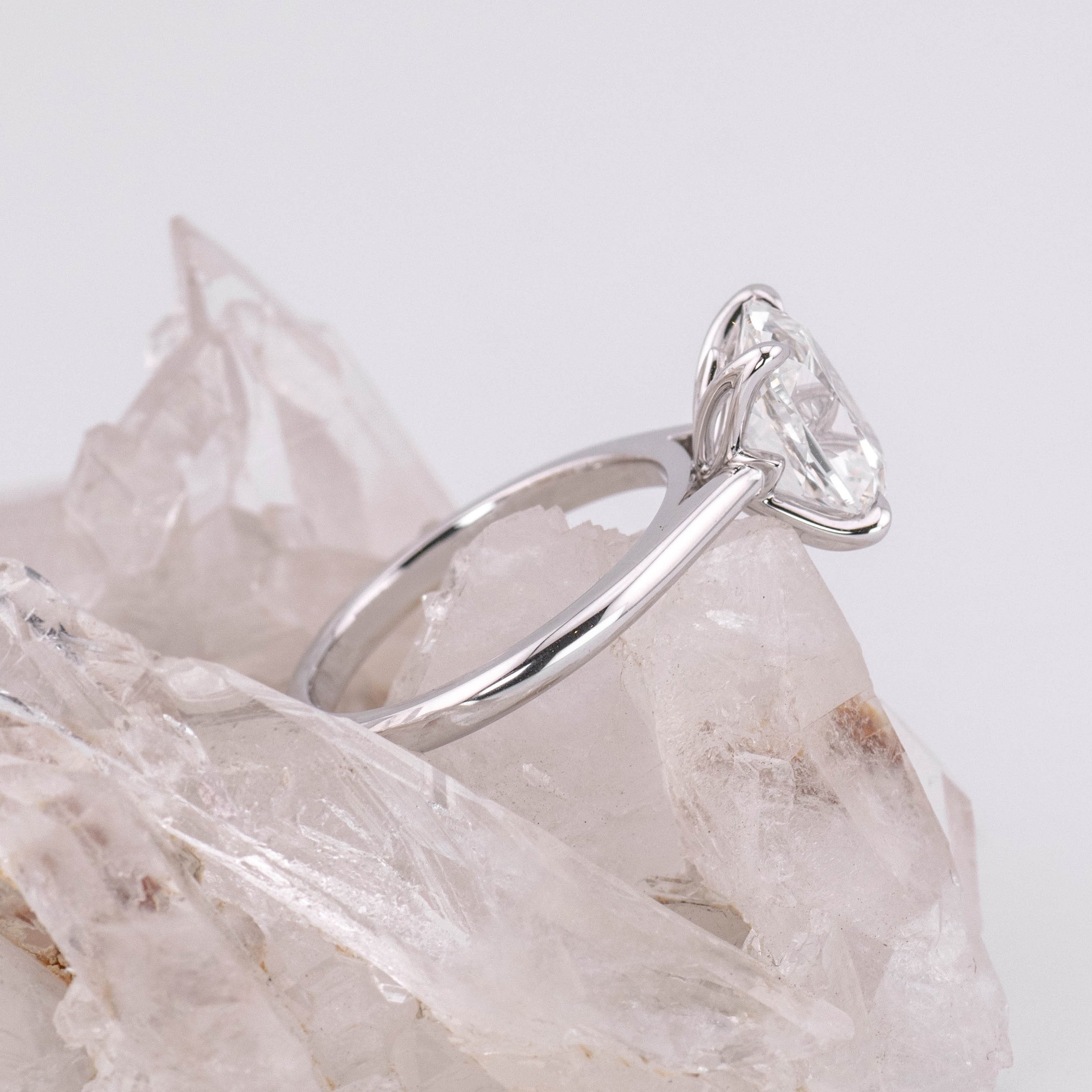 (Ready to Ship Size M) - Petal Elongated Old Mine Cushion – 4 Claw 3.10ct E VVS2 Solitaire in 14k White Gold