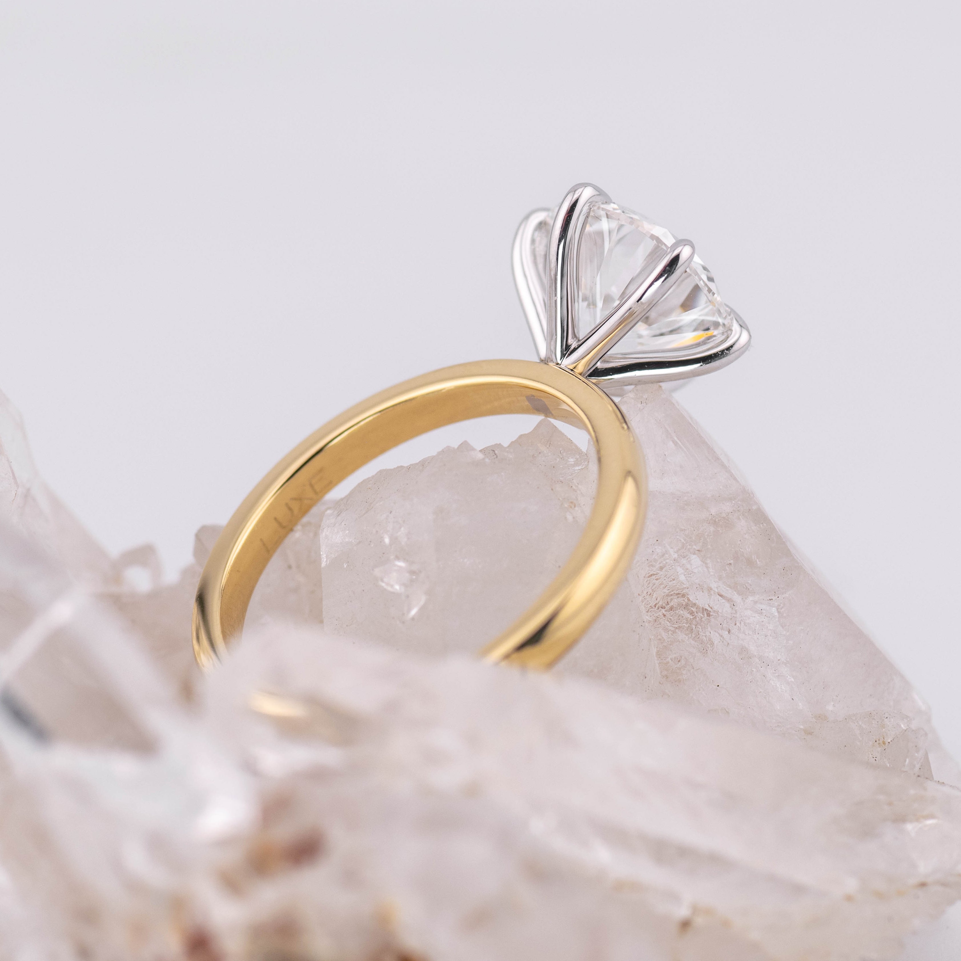 (Ready to Ship Size N) - Billie 3.0 – 6 Claw 3.02ct Round Solitaire in 2 Tone 18k