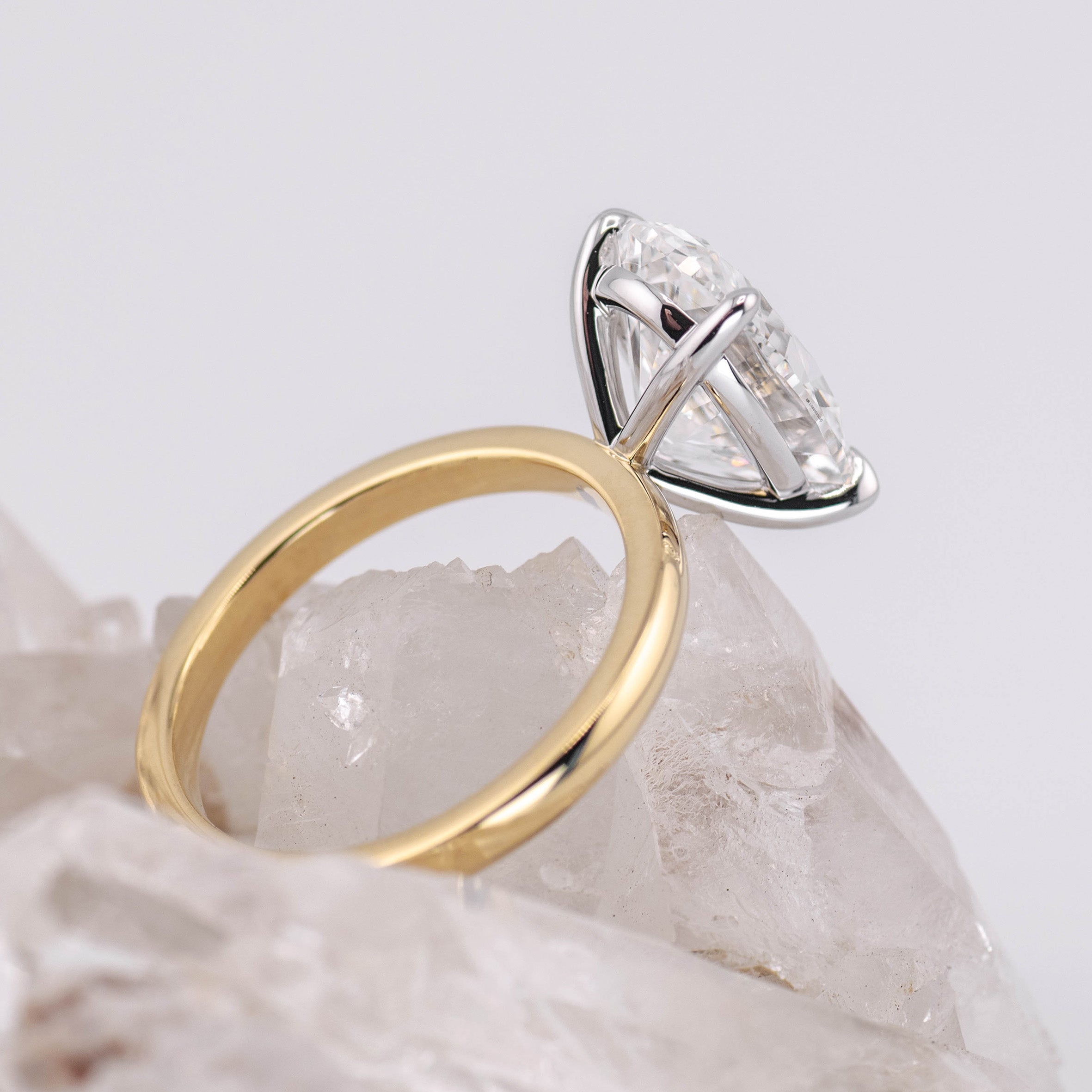 Kate 5.0 – 4 Claw 5ct Oval Solitaire (Made to Order) E/F Colour VVS2