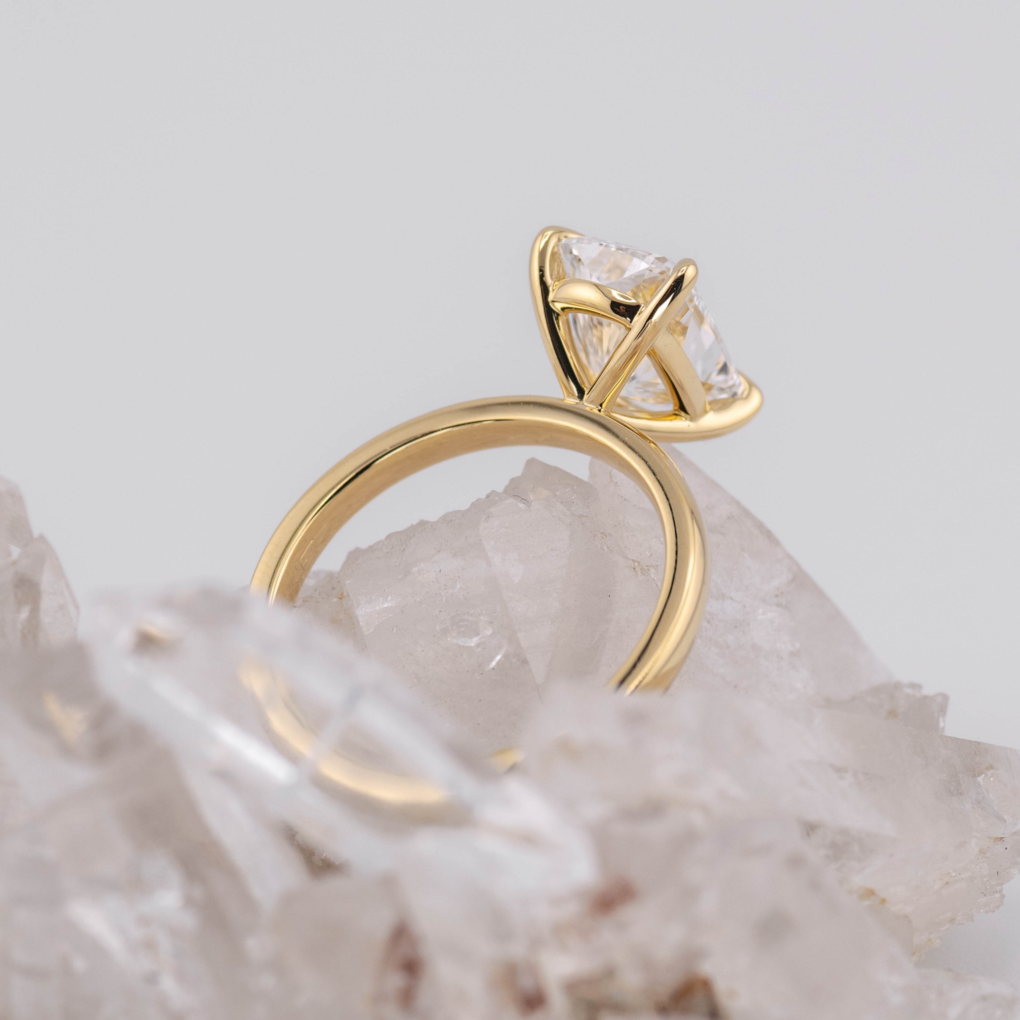 (Ready to Ship Size N) - Catherine 3.0 – Elongated Cushion 3.09ct E VVS2 Solitaire in 18k Yellow Gold