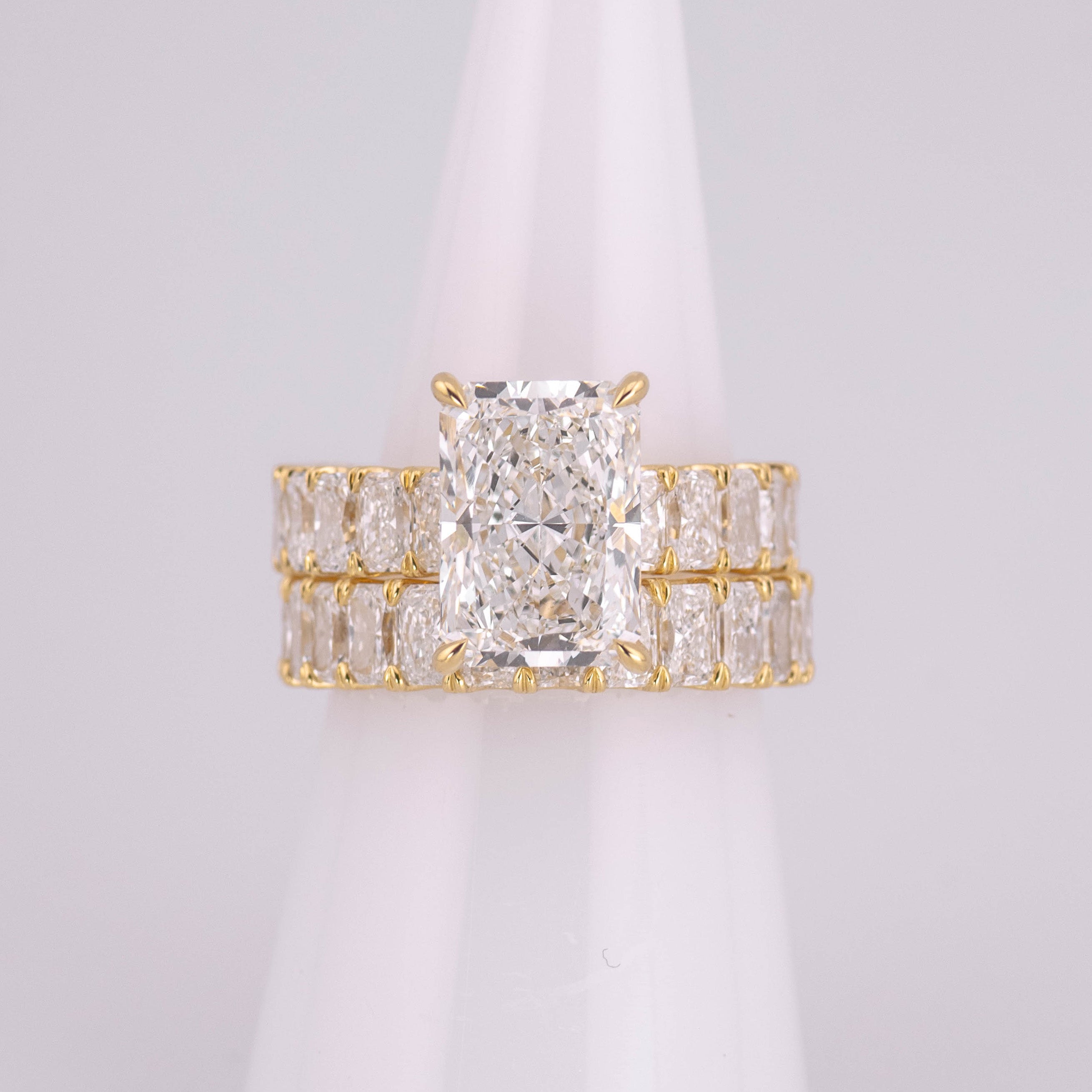 Frankie 4.0 - 4ct Radiant Lab Diamond Ring with Radiant band D/E VVS2 Lab Diamond