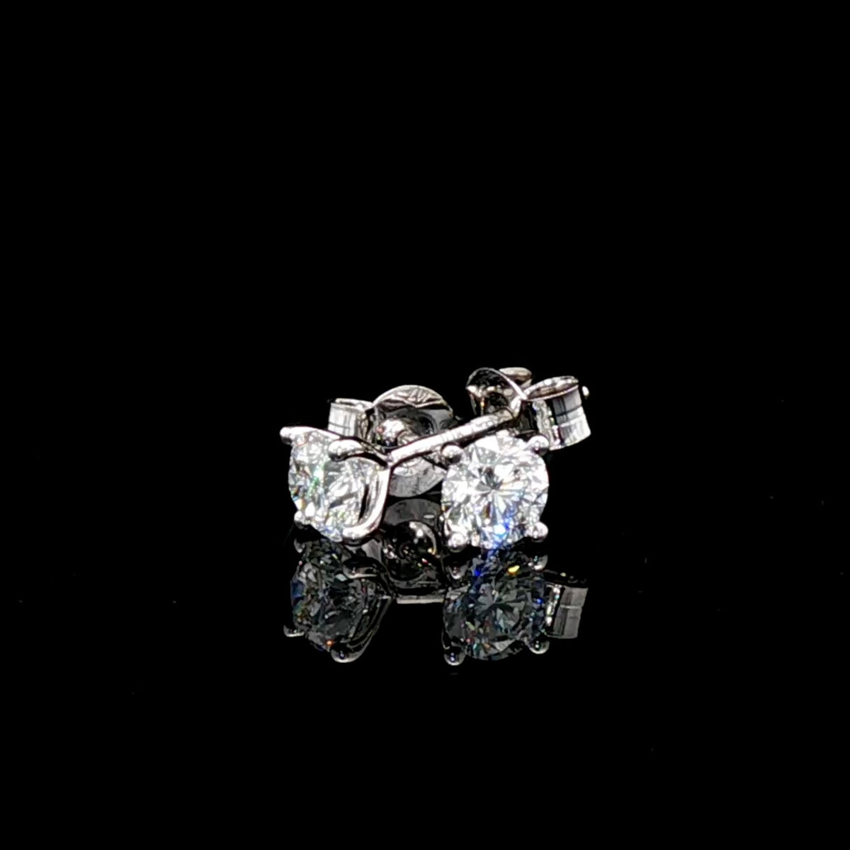 (Ready to Ship) 1.02 tcw 10k White Gold Diamond Studs EF+ VS+ Lab Diamonds
