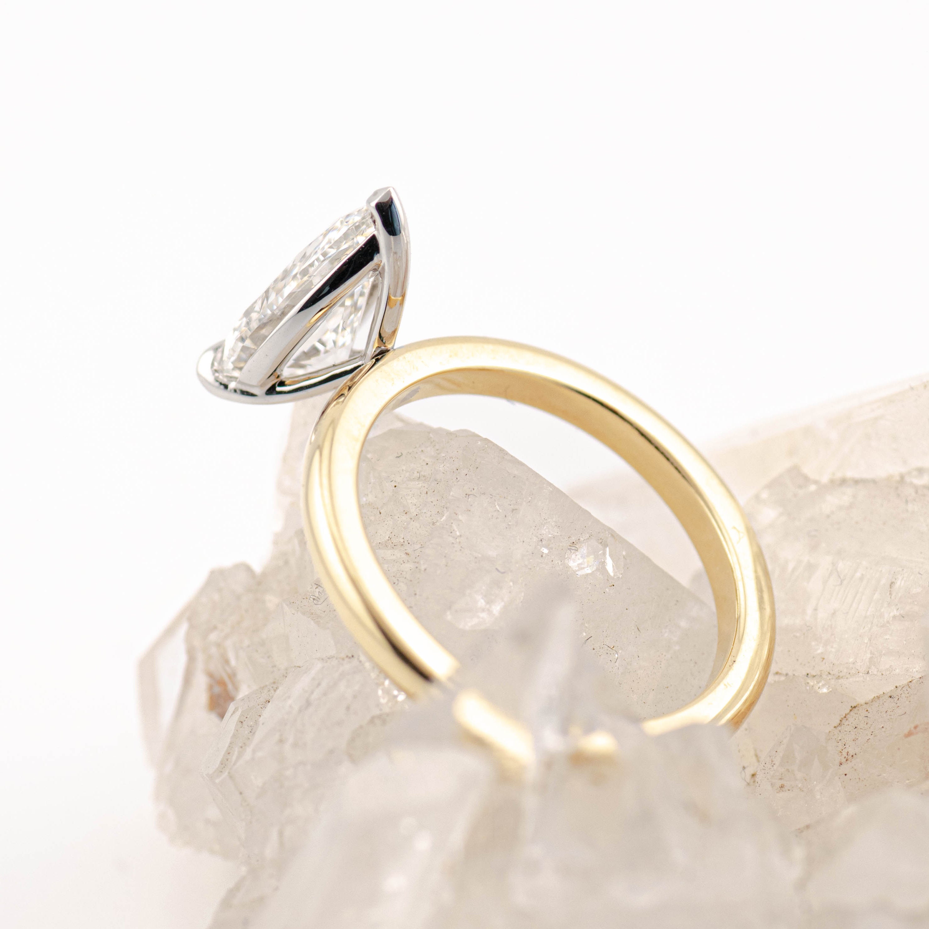 Modified Mia 2.0 (Made to Order) F Colour VVS2