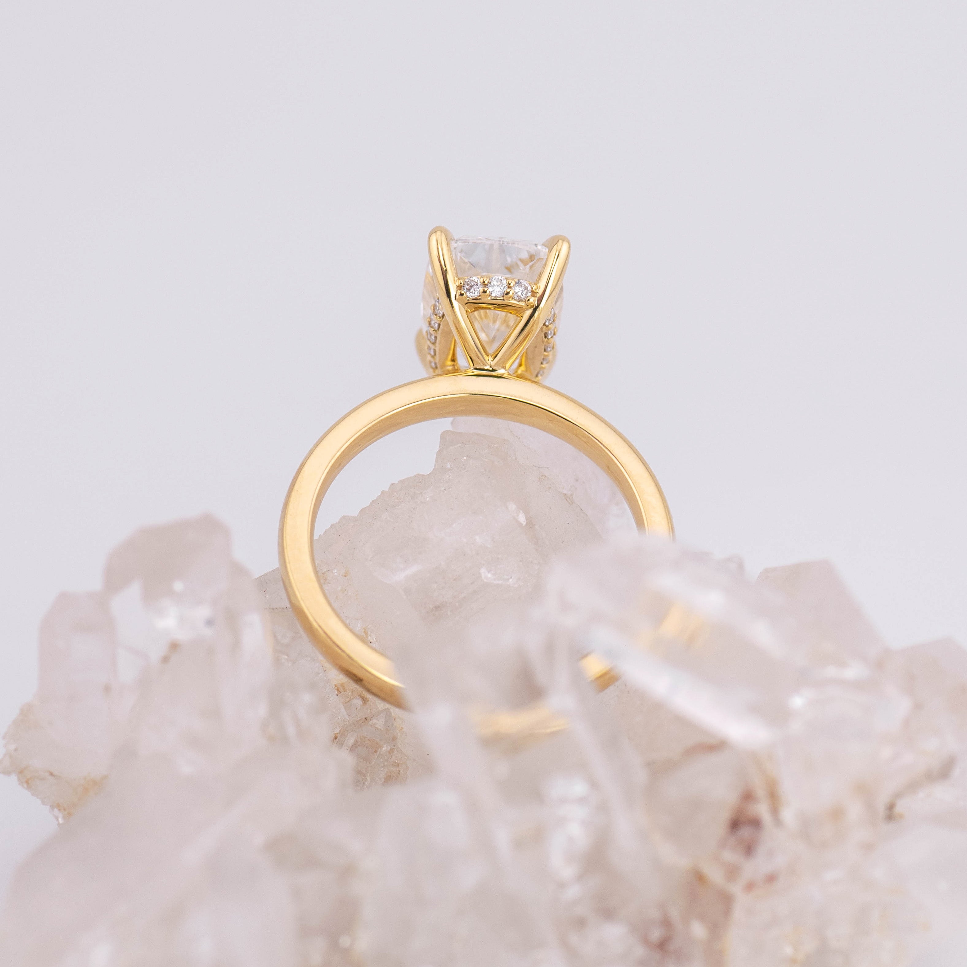 (Ready to Ship Size M) 3.19ct E VVS2 Elongated Cushion with Hidden Halo in 18k Yellow Gold Halo Elongated Cushion 2.52ct D VVS2 Solitaire in 18k White Gold (Copy)