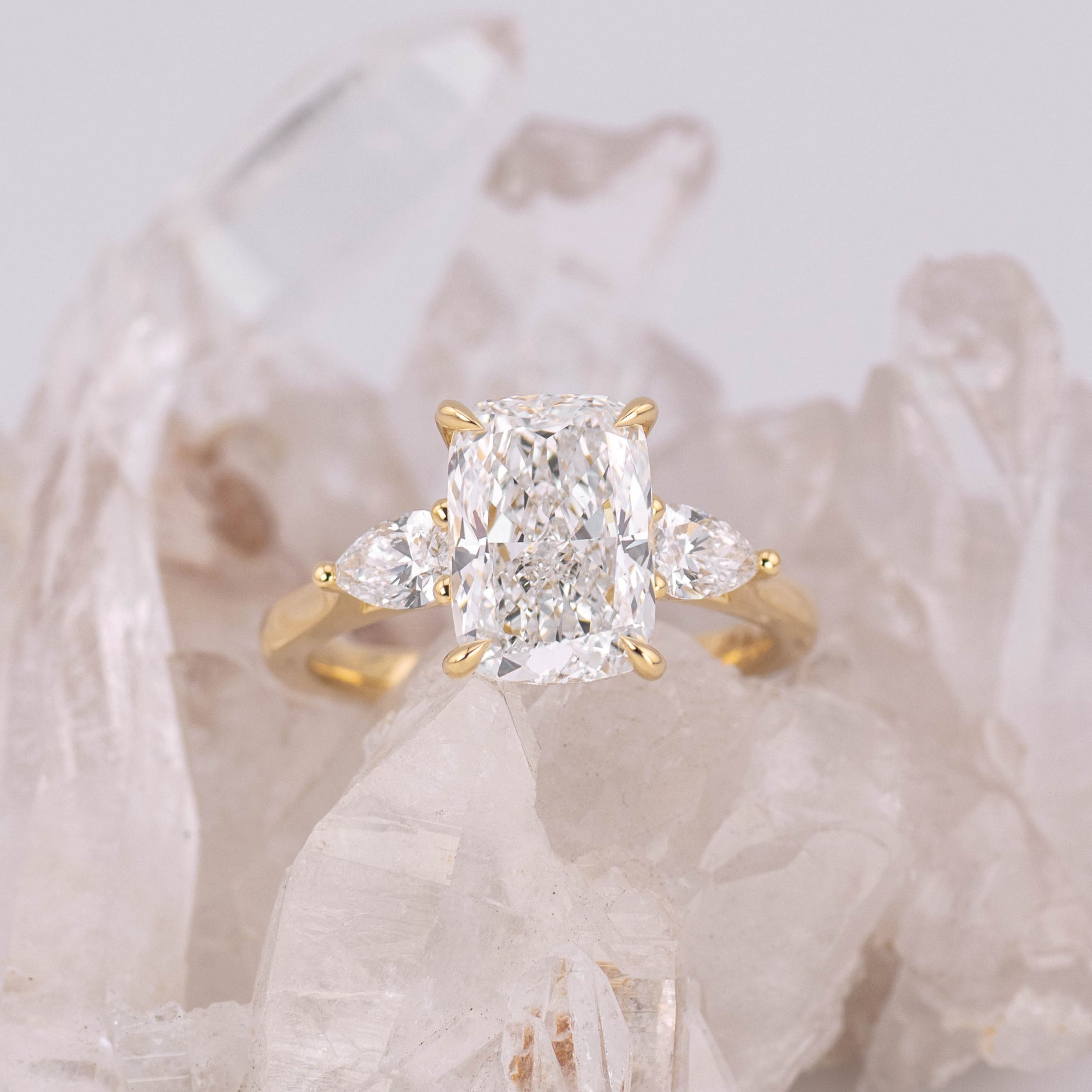 (Ready to Ship Size M) - 3.03ct Elongated Cushion E VVS2 and Pear Trilogy in 18k Yellow Gold