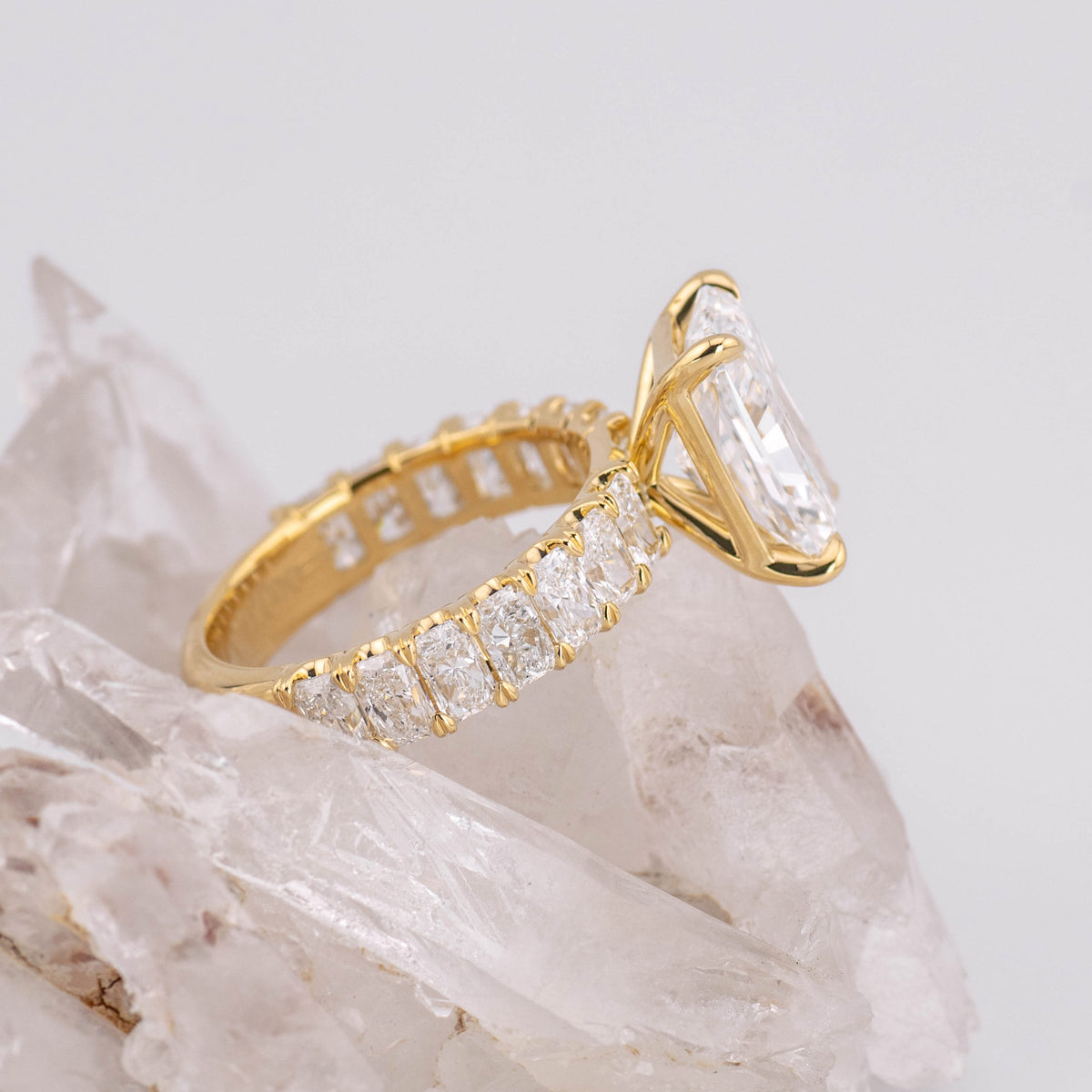 (Ready to Ship Size N) Custom 4ct Radiant Lab Diamond Ring with Radiant band in 18k Yellow Gold