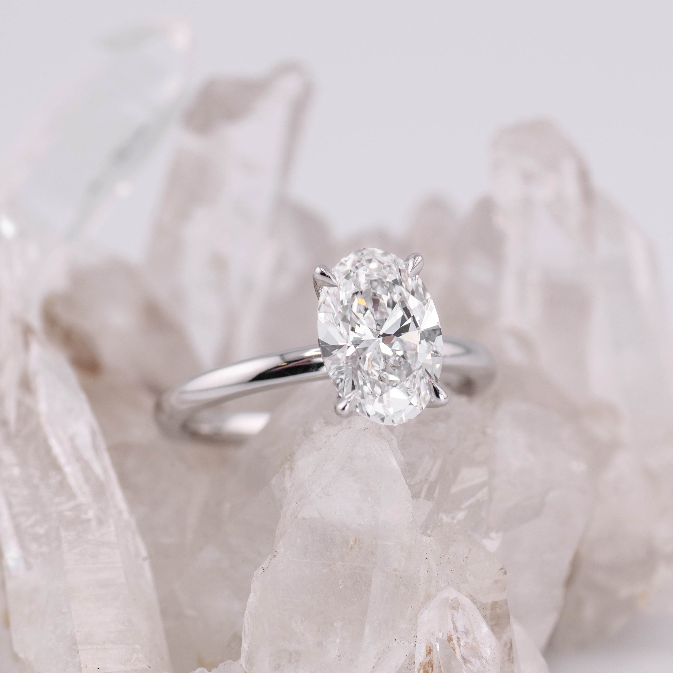 (Ready to Ship Size M) - Kate 2.0 – 4 Claw 2.02ct D VVS2 Oval Solitaire in 18k White Gold