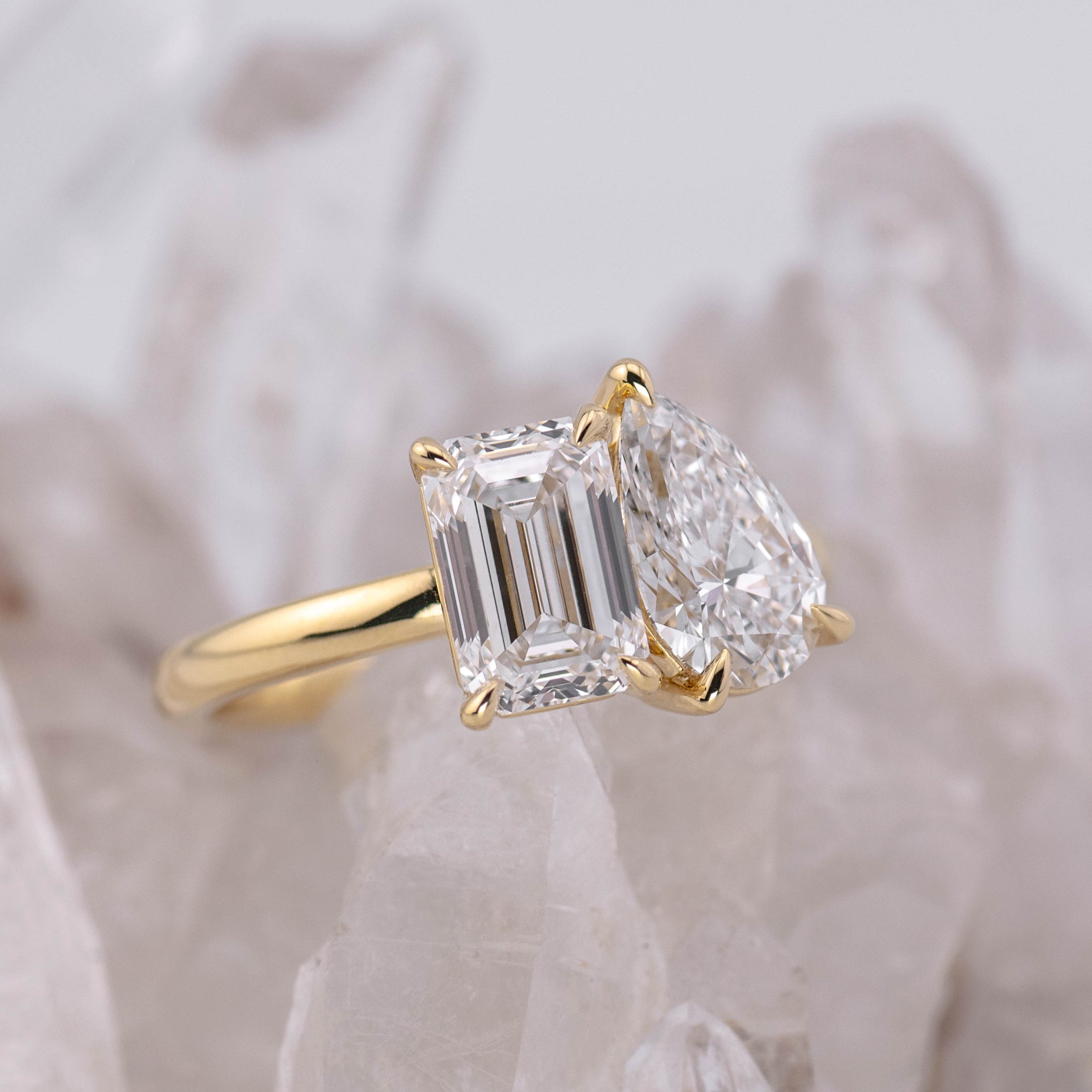 (Ready to Ship Size M) - Toi et Moi - 2.57ct Total in 18k Yellow Gold