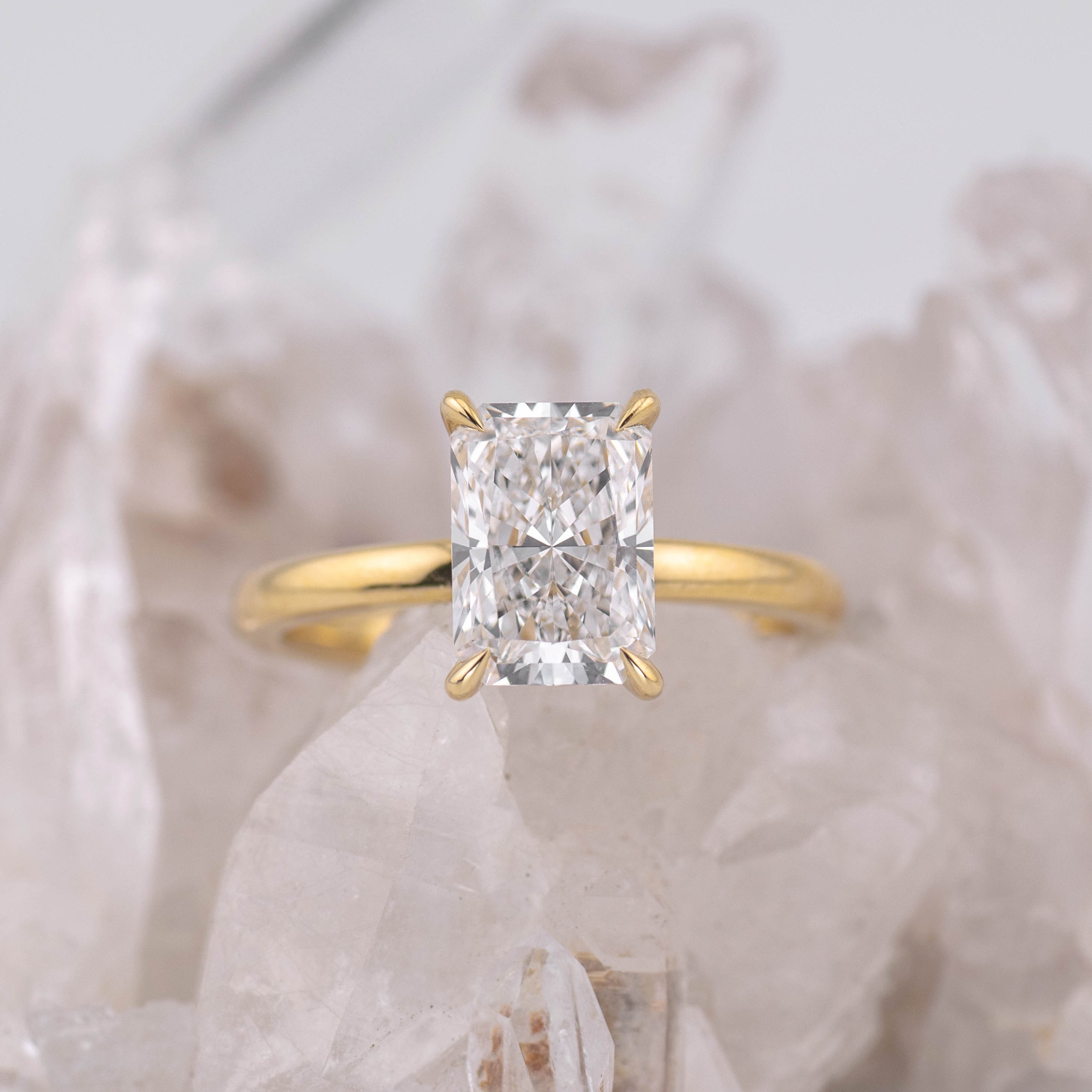 (Ready to Ship Size L) - Radiant 2.0 – 4 Claw 2.04ct E VVS2 Solitaire