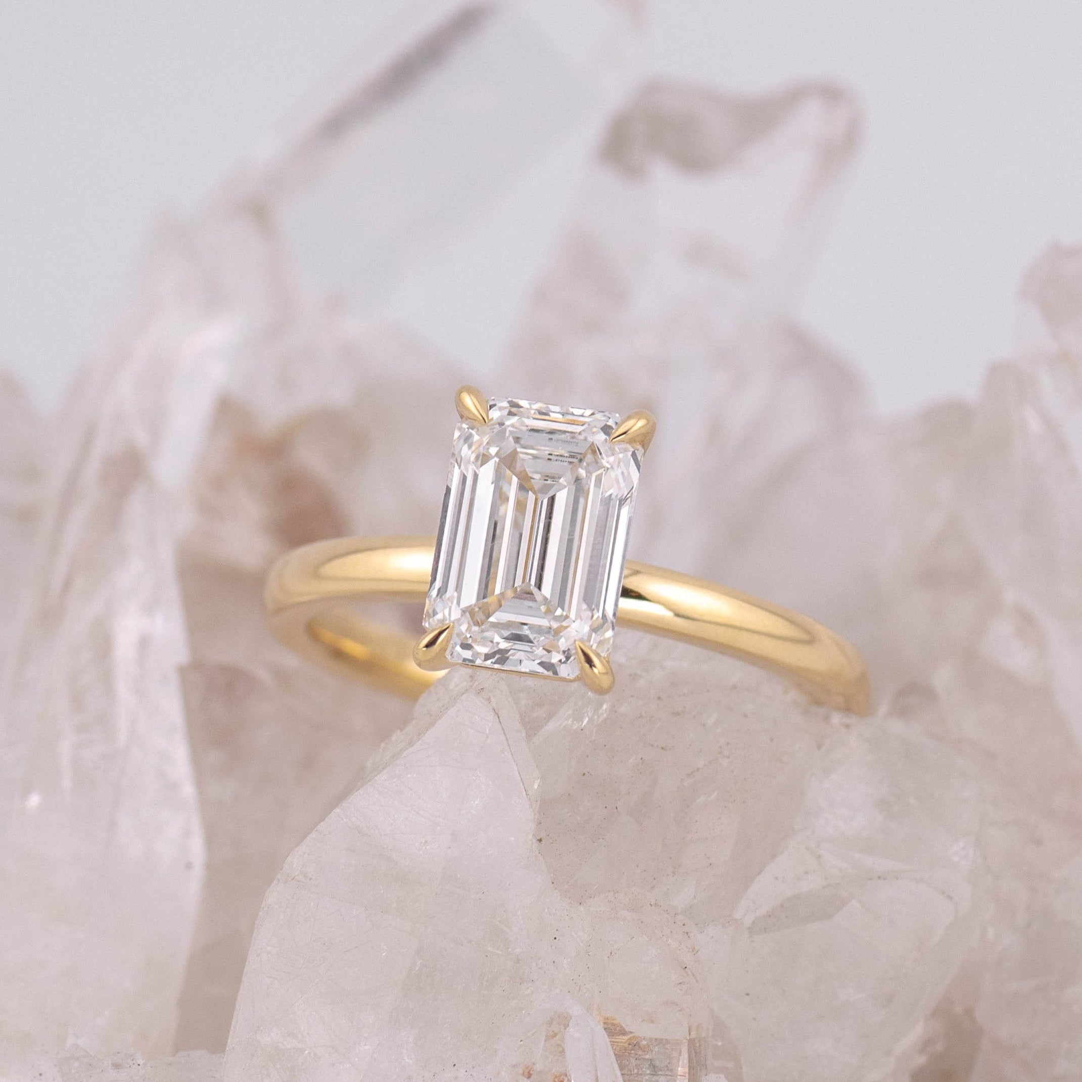 (Ready to Ship Size M) - Emma Emerald Cut Solitaire 2.03ct D VVS2 18k Yellow Gold