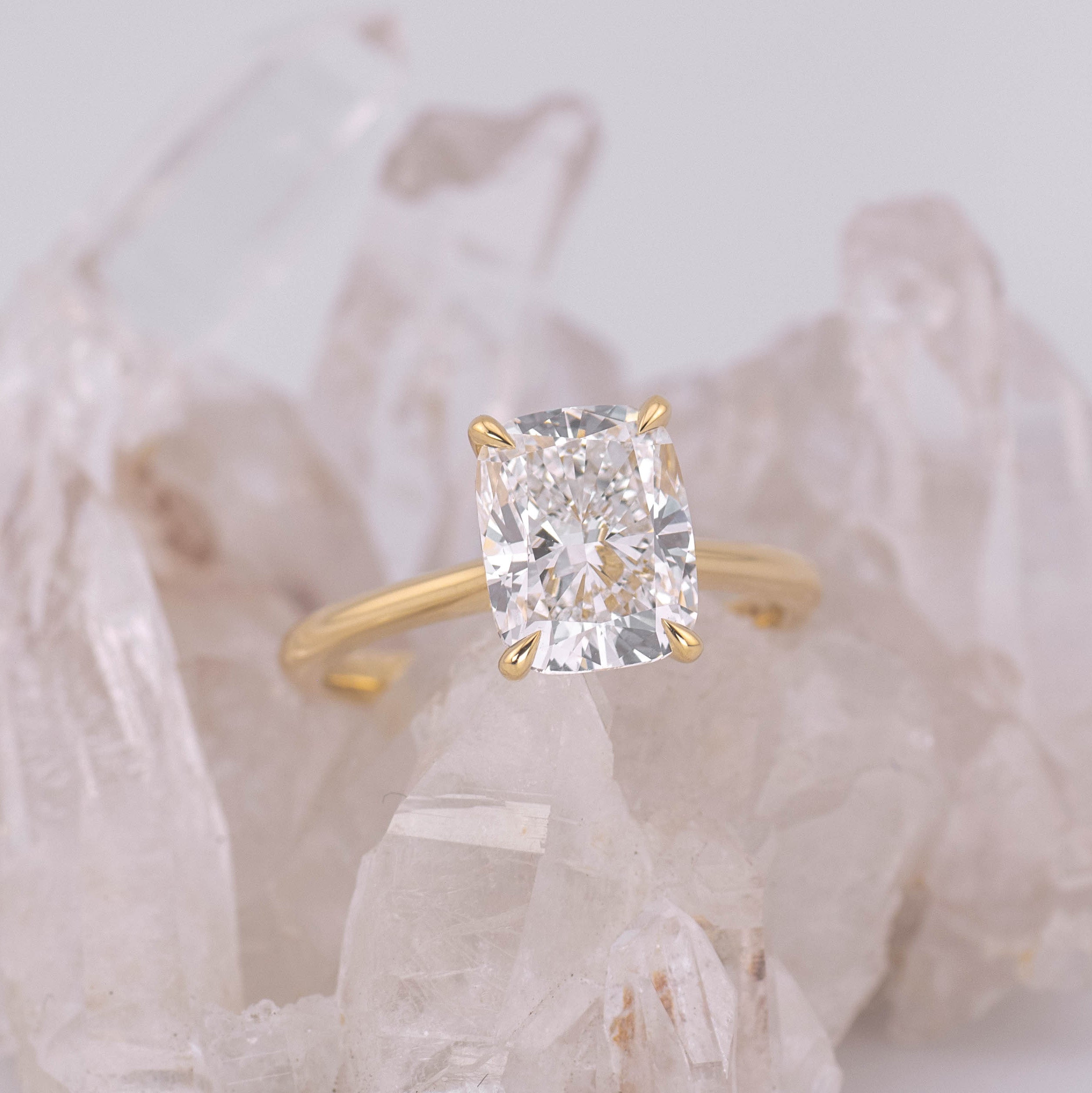 (Ready to Ship Size M) Cathedral Set Elongated Cushion 3.02ct D VVS2 Solitaire in 18k Yellow Gold