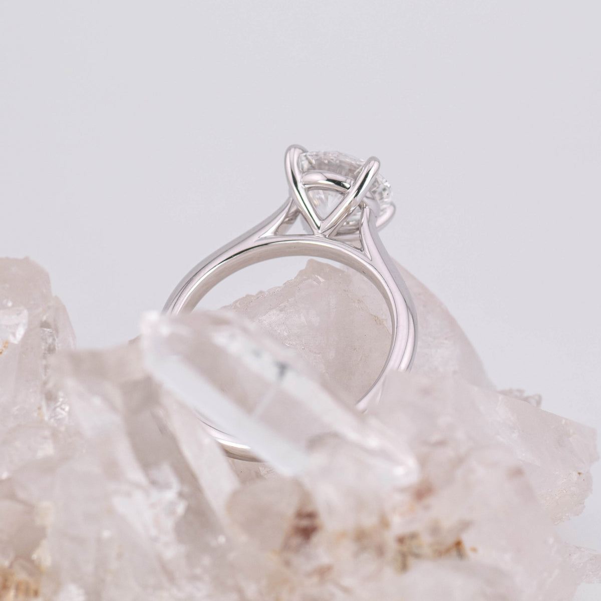 (Ready to Ship Size L) - Silvia 2.0 Round Brilliant Cathedral 2ct D VVS2 in 18k White Gold