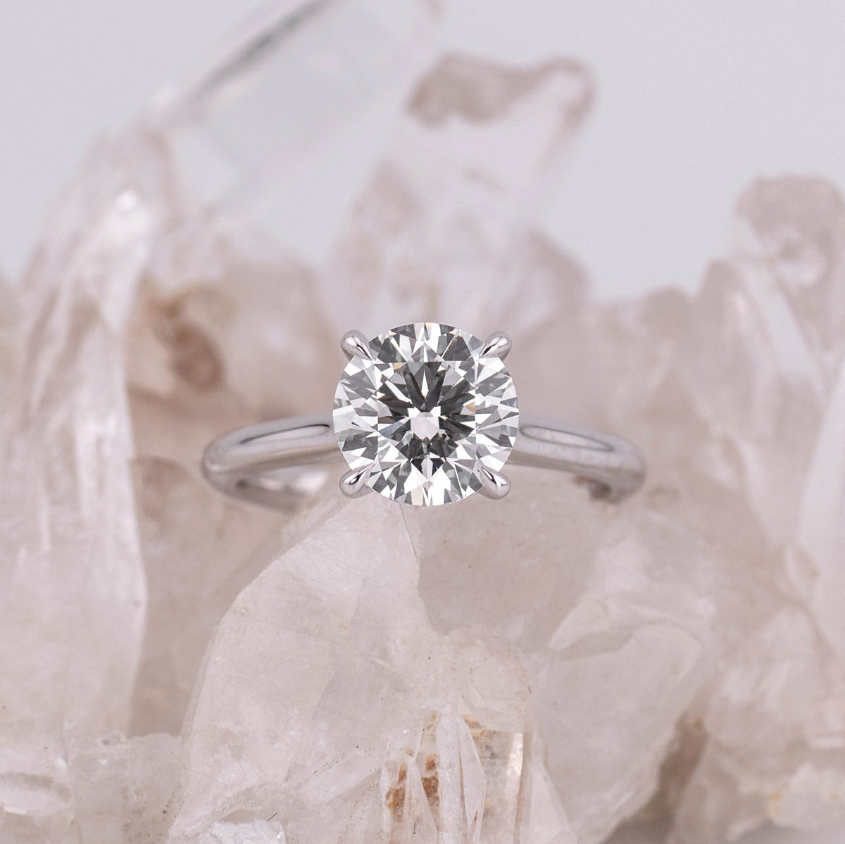 (Ready to Ship Size L) - Silvia 2.0 Round Brilliant Cathedral 2ct D VVS2 in 18k White Gold