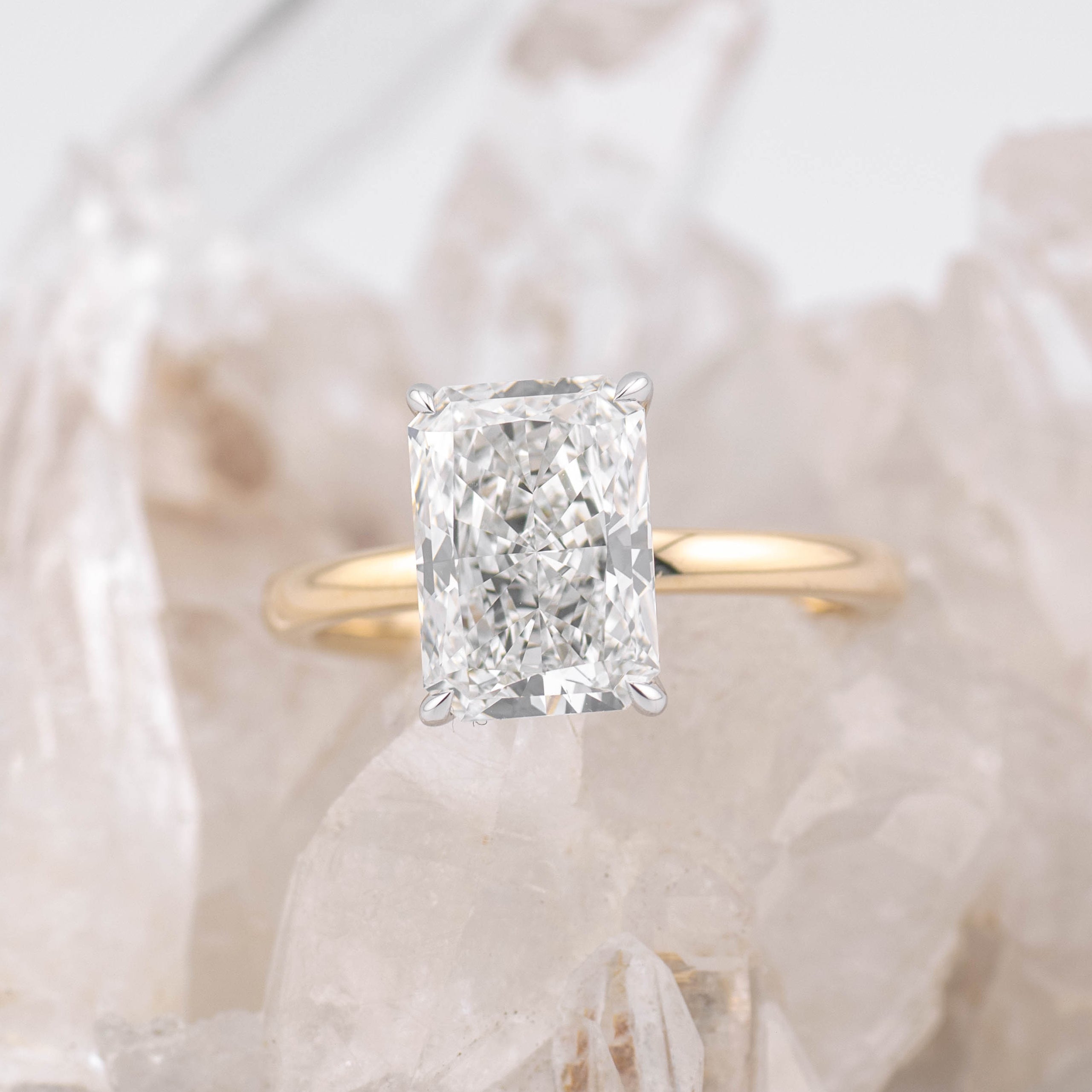 (Ready to Ship Size N) - Radiant 3.0 – 4 Claw 3.02ct E VVS2 Solitaire in 2tone 14k