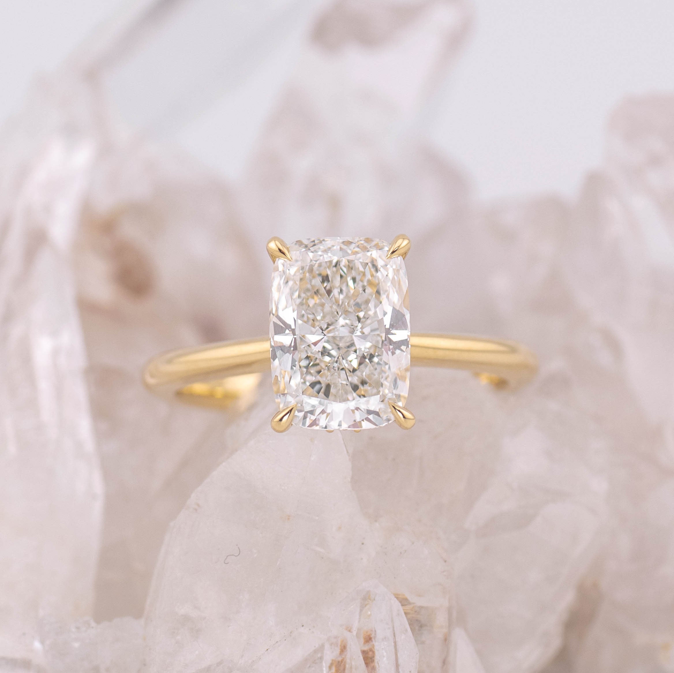 (Ready to Ship Size M) - Ruth 2.5 – Cathedral & Hidden Halo Elongated Cushion 2.51ct F VVS2 Solitaire in 18k Yellow Gold