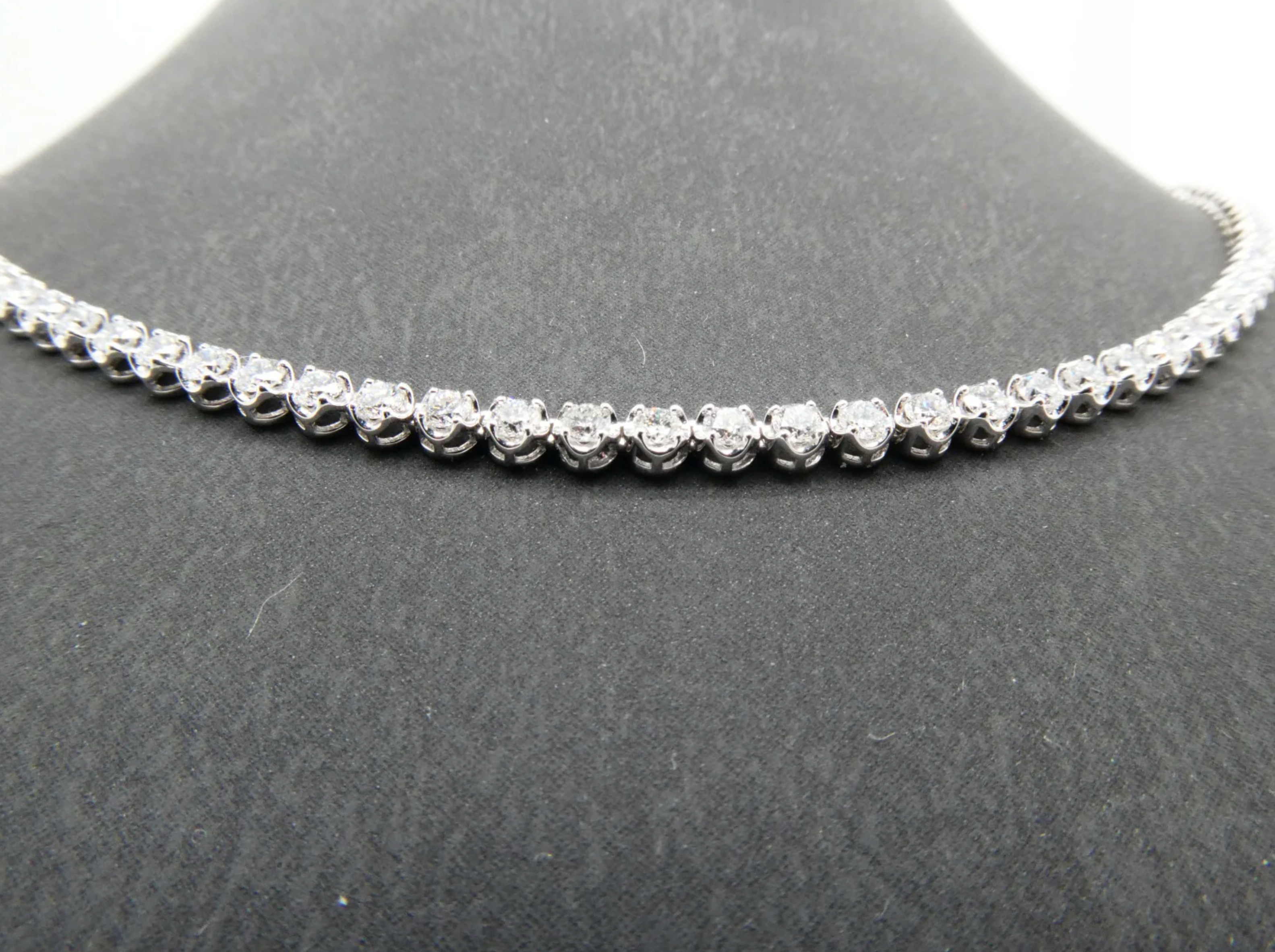 Custom Listing Maria D