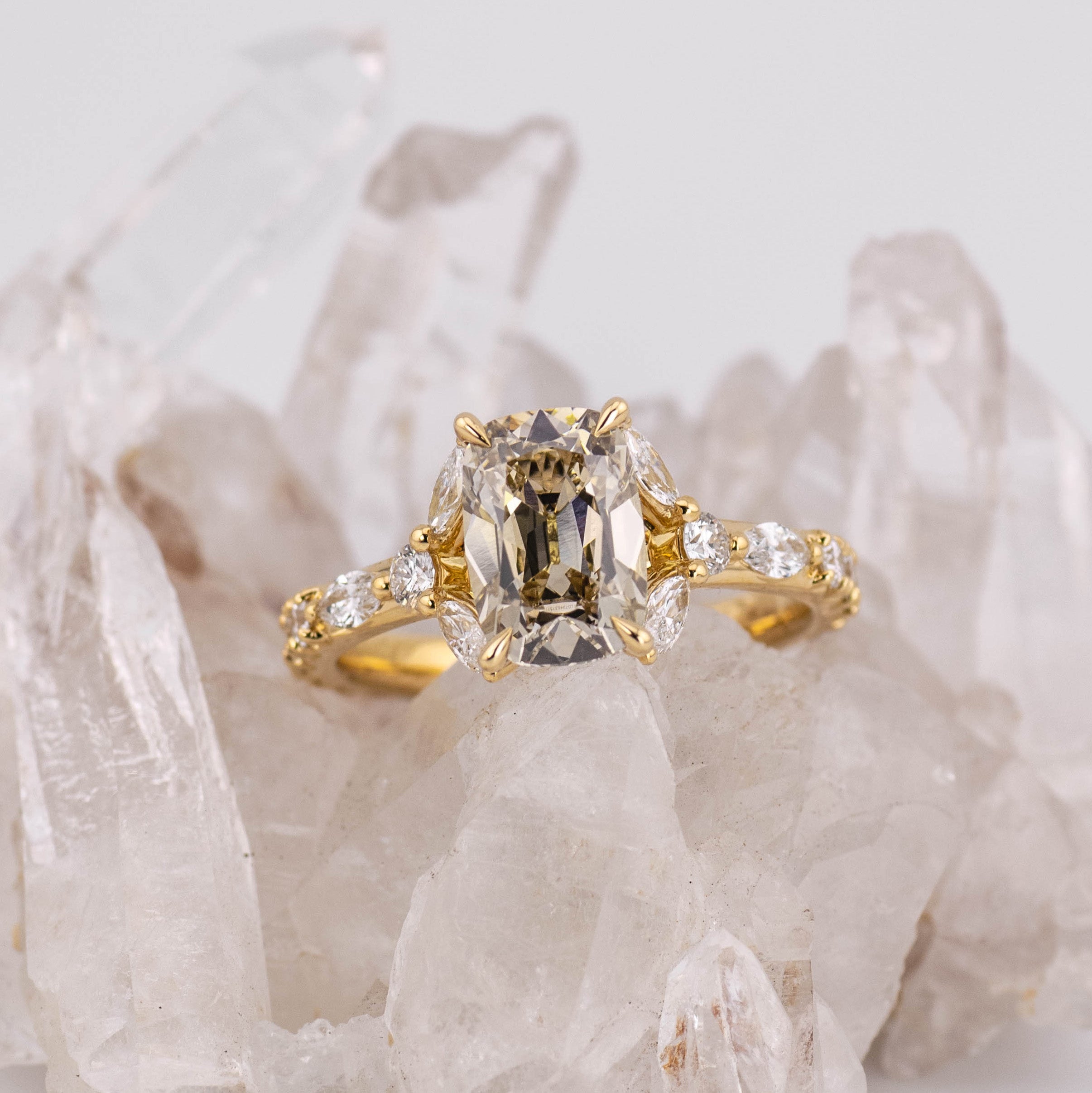 (Ready to Ship Size N) - Champagne 2.07ct Old Mine VS1 in 18k Yellow Gold