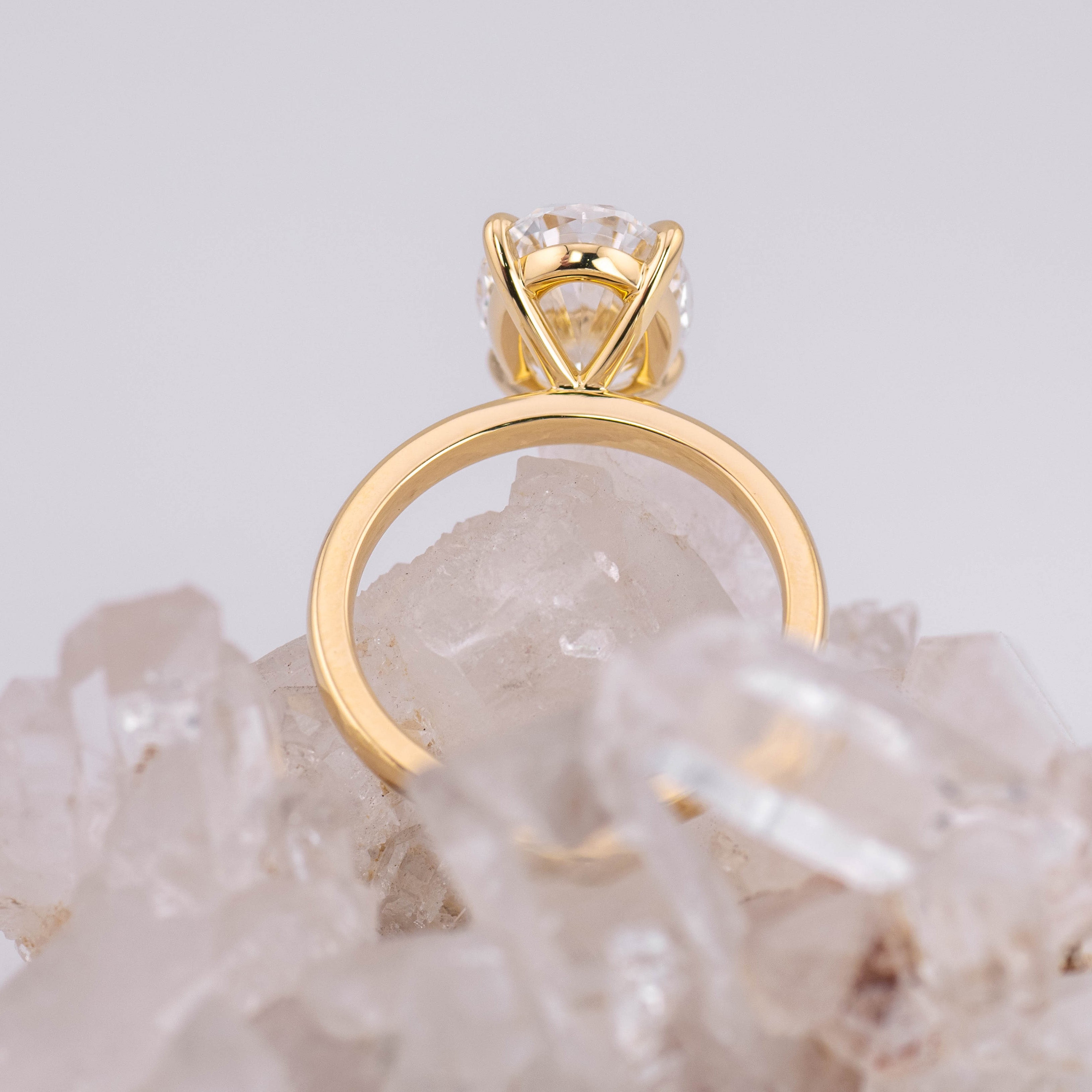 (Ready to Ship Size N) - Kate Oval Solitaire 4.09ct E VVS2 in 18k Yellow Gold
