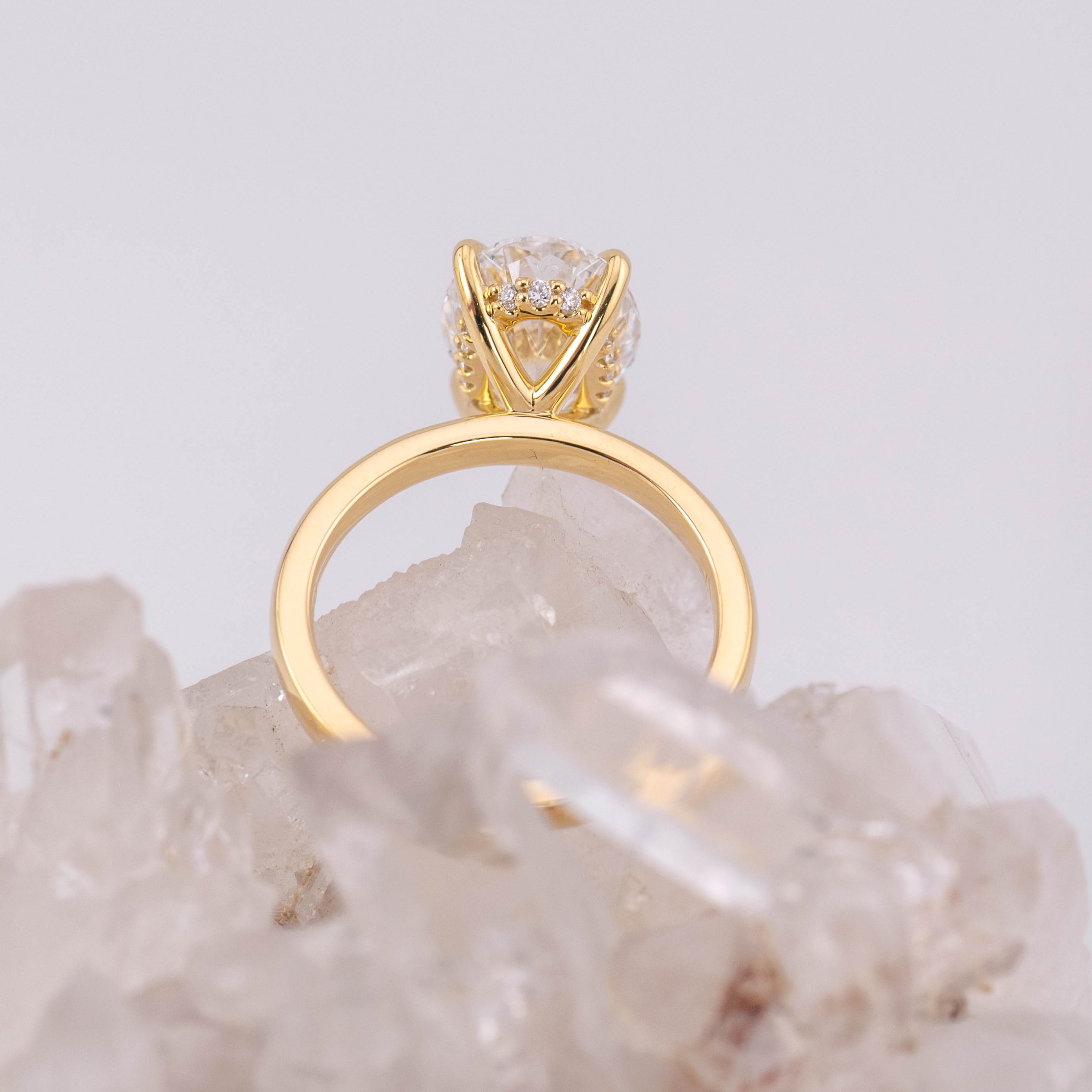 (Ready to Ship Size L) - Bella 3.0 – 4 Claw with Hidden Halo 3.26ct E VVS2 Oval Solitaire in 18k Yellow Gold