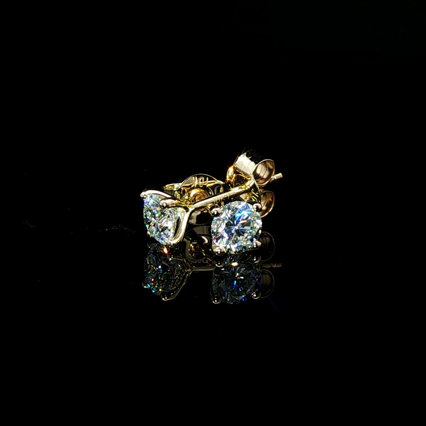 (Ready to Ship) 1cw 10k Yellow Gold Diamond Studs EF+ VS+ Lab Diamonds