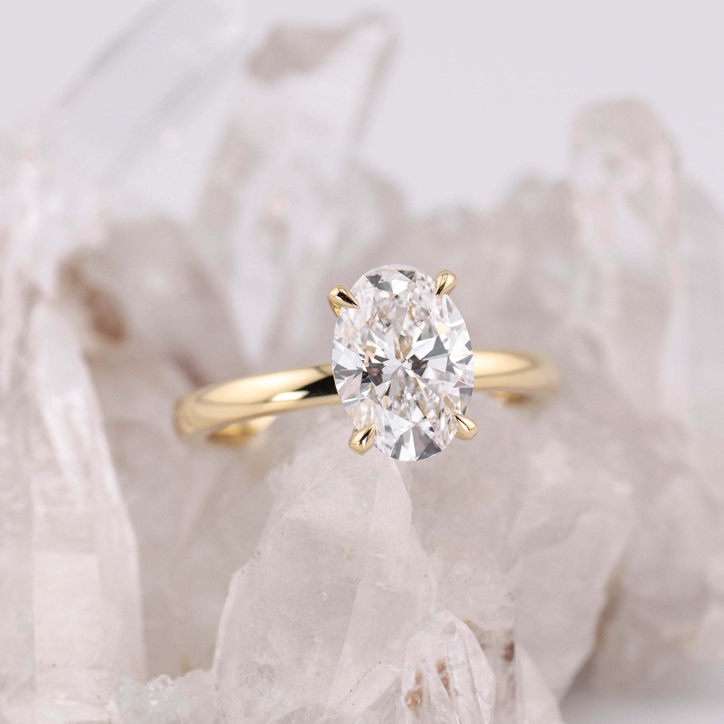 (Ready to Ship Size M) - Kate 2.0 – 4 Claw 2.01ct D VVS2 Oval Solitaire in 18k Yellow Gold