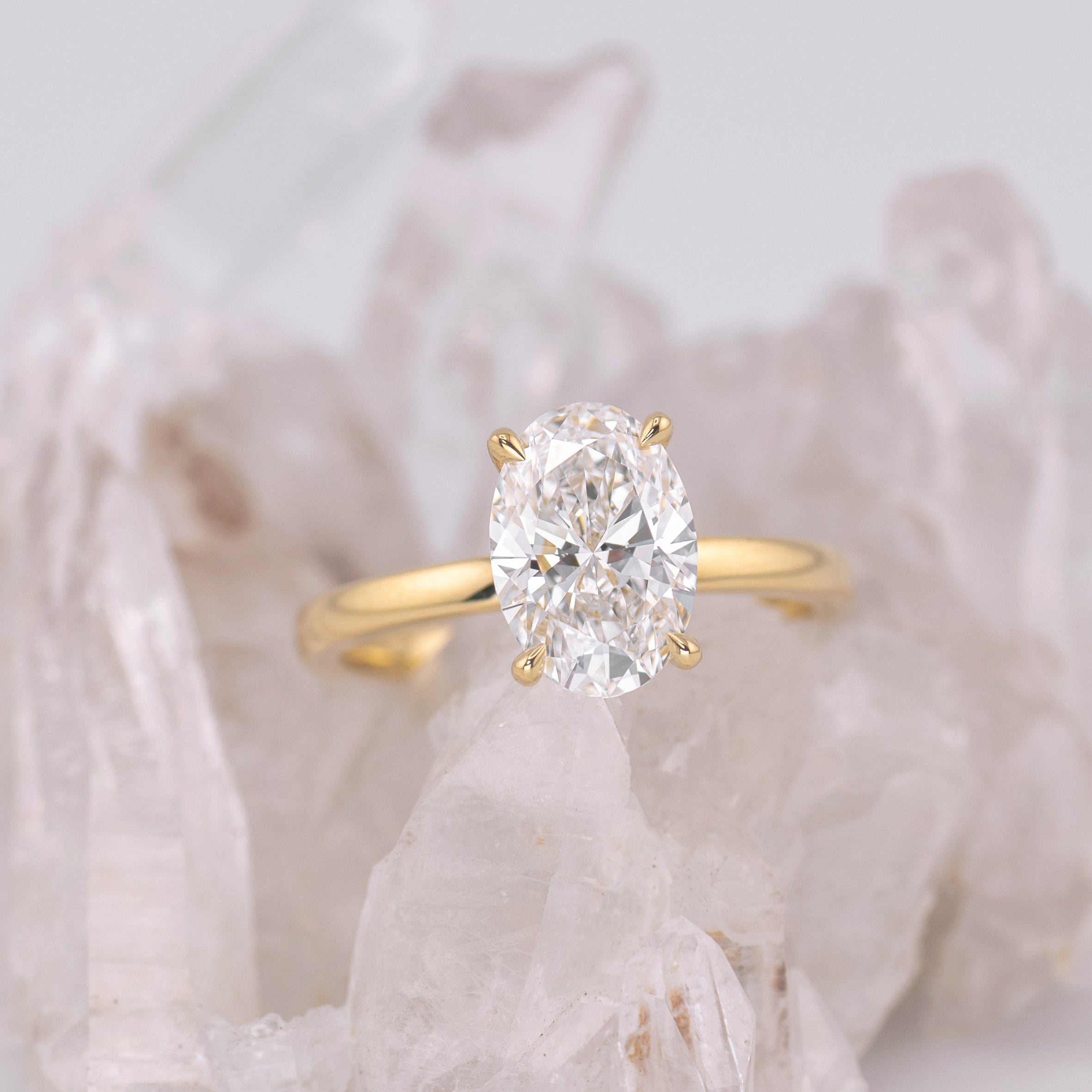 (Ready to Ship Size M) - Kate 2.0 – 4 Claw 2.07ct D VVS2 Oval Solitaire in 18k Yellow Gold