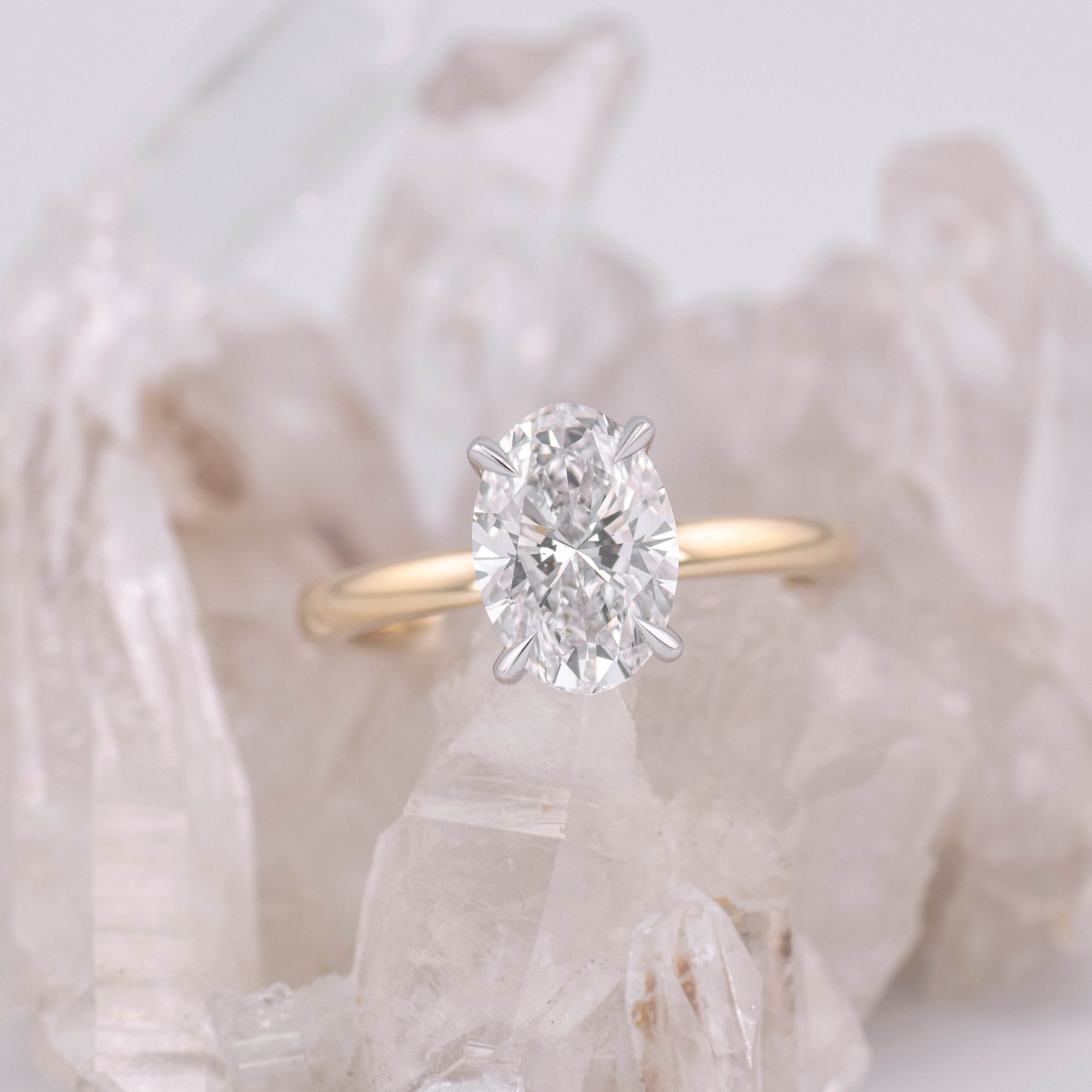 (Ready to Ship Size M) - Kate 2.0 – 4 Claw 2.08ct E VVS2 Oval Solitaire in 9k 2 Tone Gold