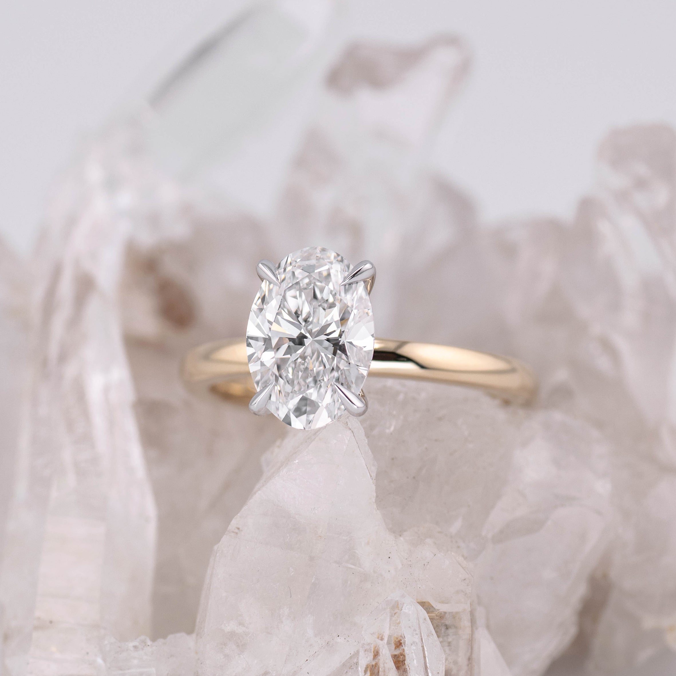 (Ready to Ship Size M) - Kate 2.0 – 4 Claw 2.08ct E VVS2 Oval Solitaire in 9k 2 Tone Gold