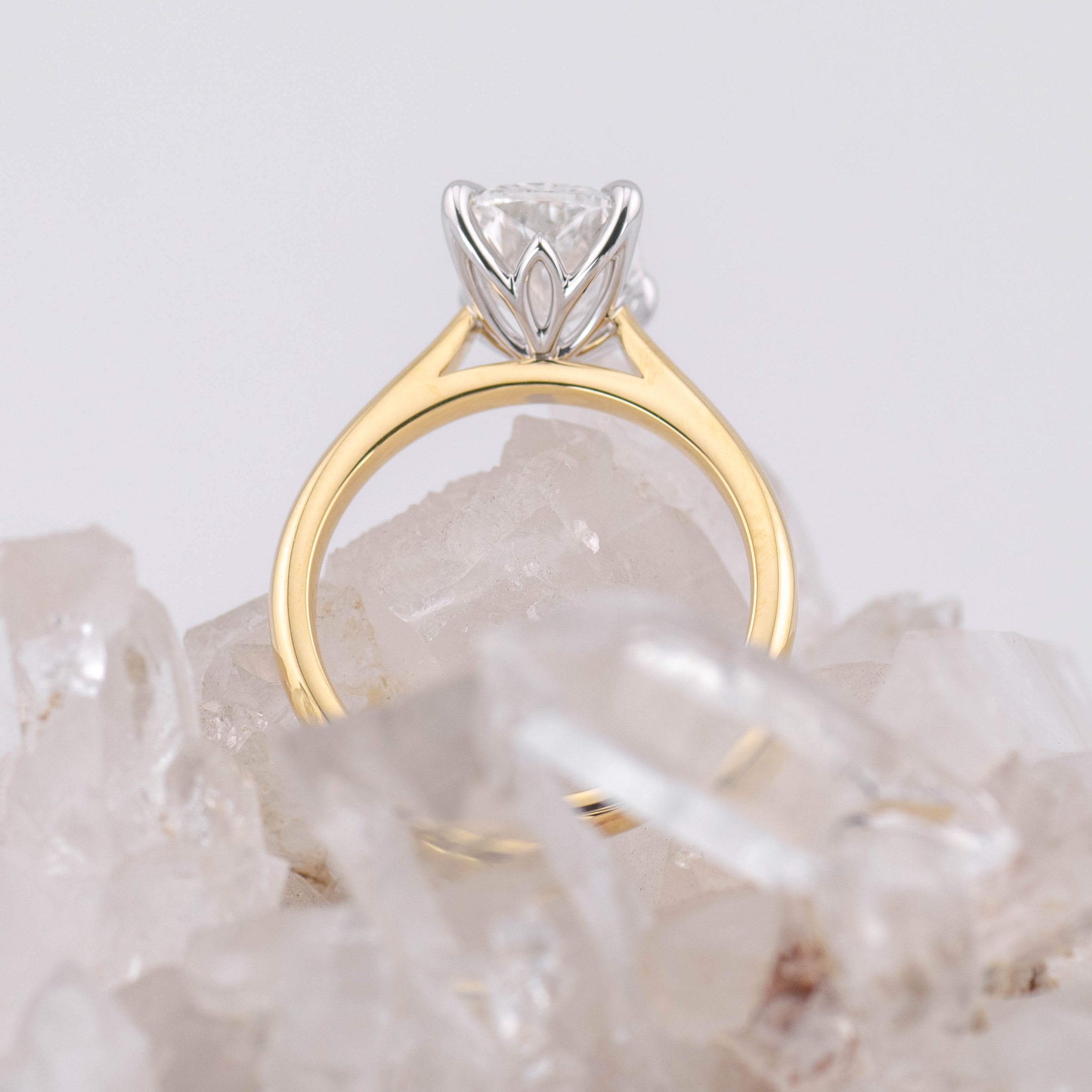 Petal Elongated Cushion – 4 Claw 2ct D VVS2 Solitaire in Platinum