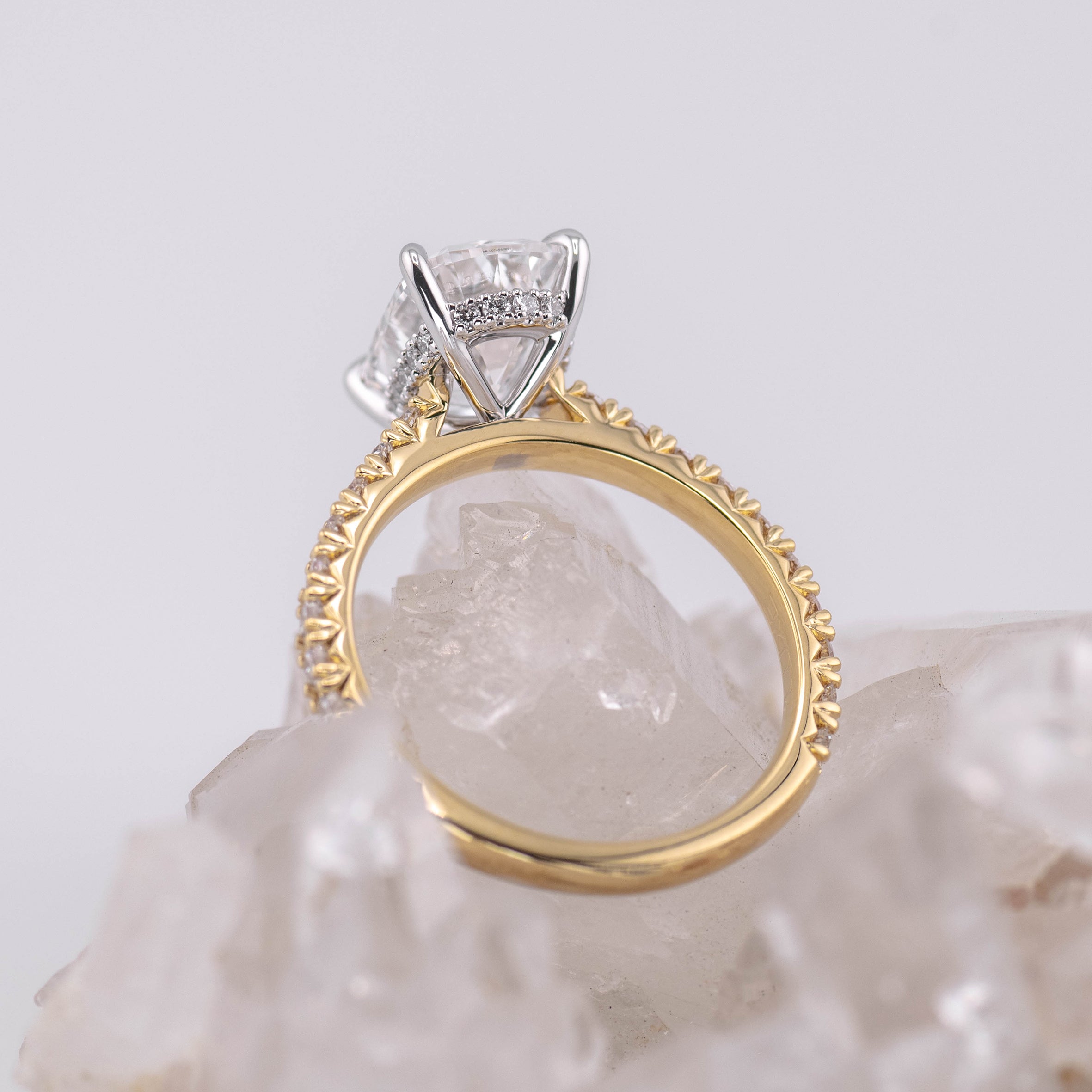 (Ready to Ship Size M) - 2.78ct Old Mine E VVS2 Solitaire with Hidden Halo & French Pave Band 18k 2 Tone Gold