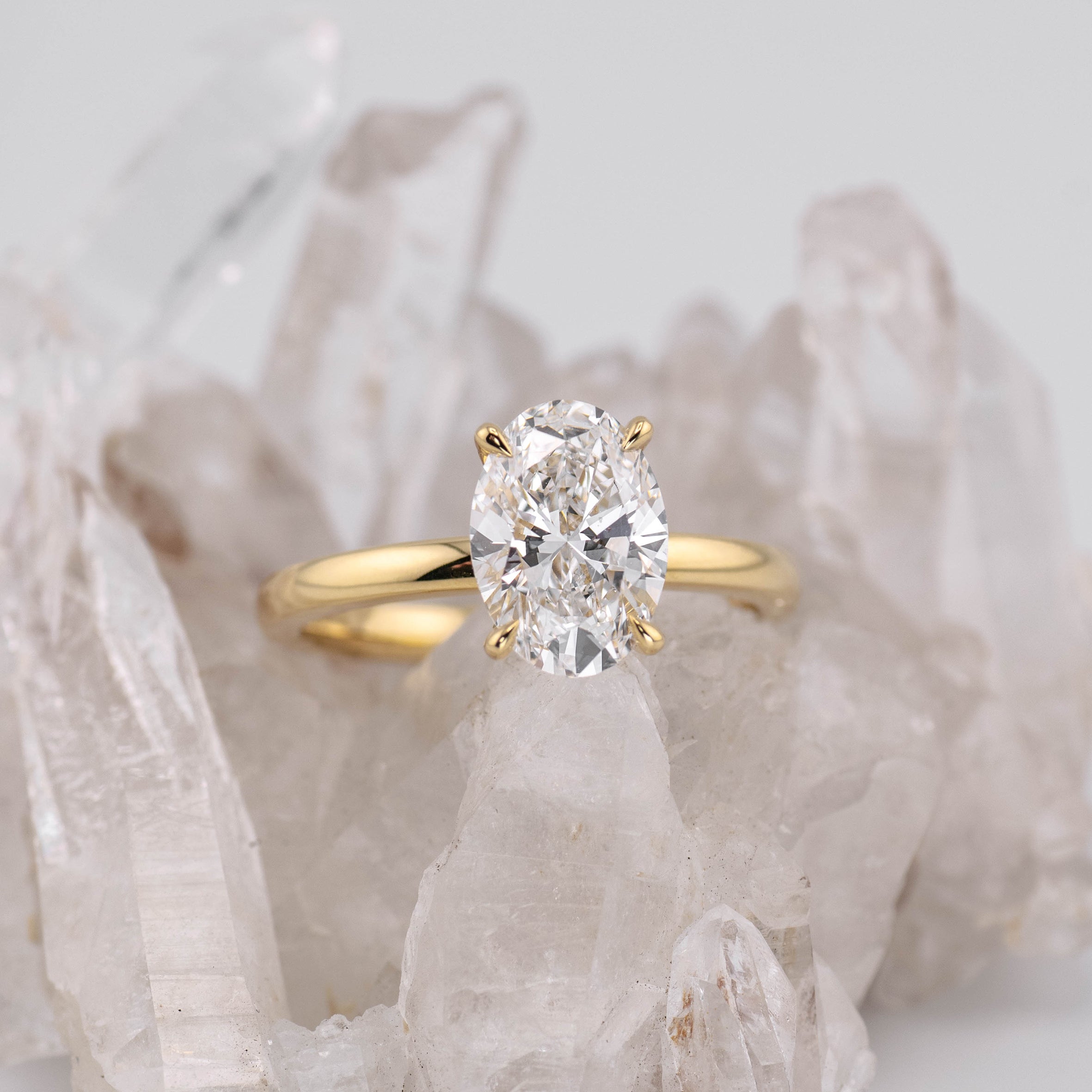 (Ready to Ship Size N) - Kate 2.0 – 4 Claw 2.08ct D VVS2 Oval Solitaire in 18k Yellow Gold