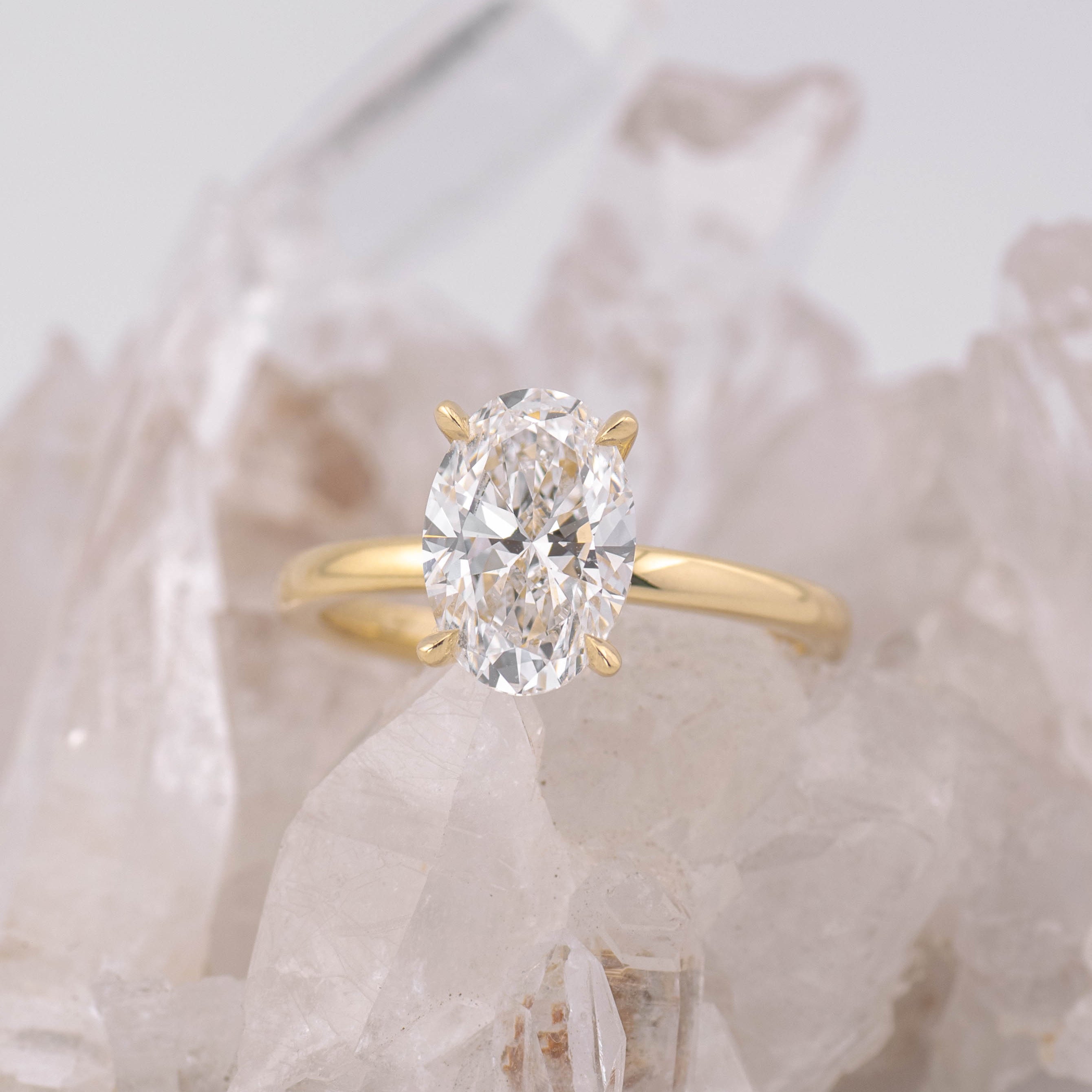 (Ready to Ship Size M) - Kate 2.0 – 4 Claw 2.22ct D VVS2 Oval Solitaire 18k