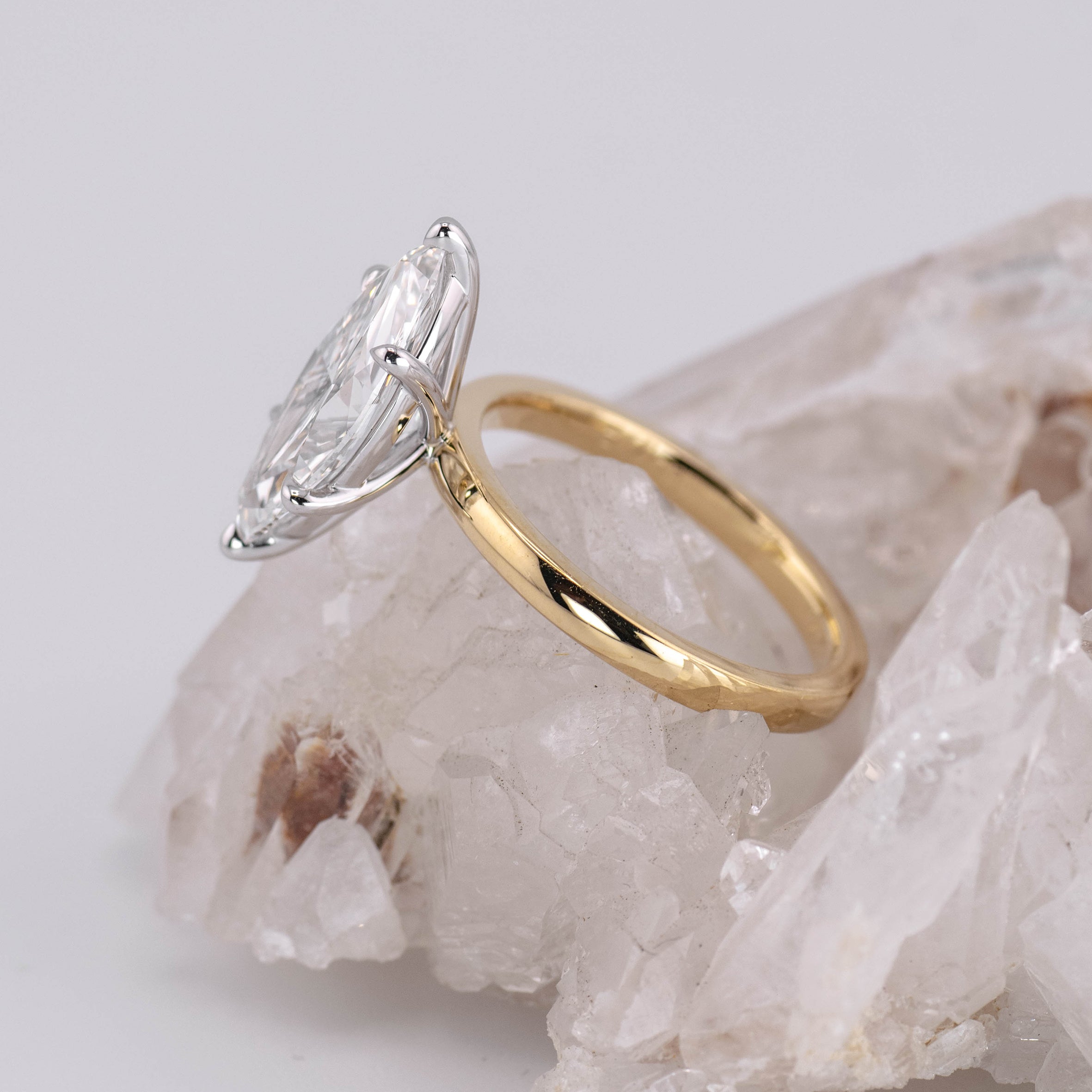 (Ready to Ship Size M) - Milan 3.0 – 6 Claw 3.06ct E VVS2 Marquise Solitaire in Tone 18k Gold