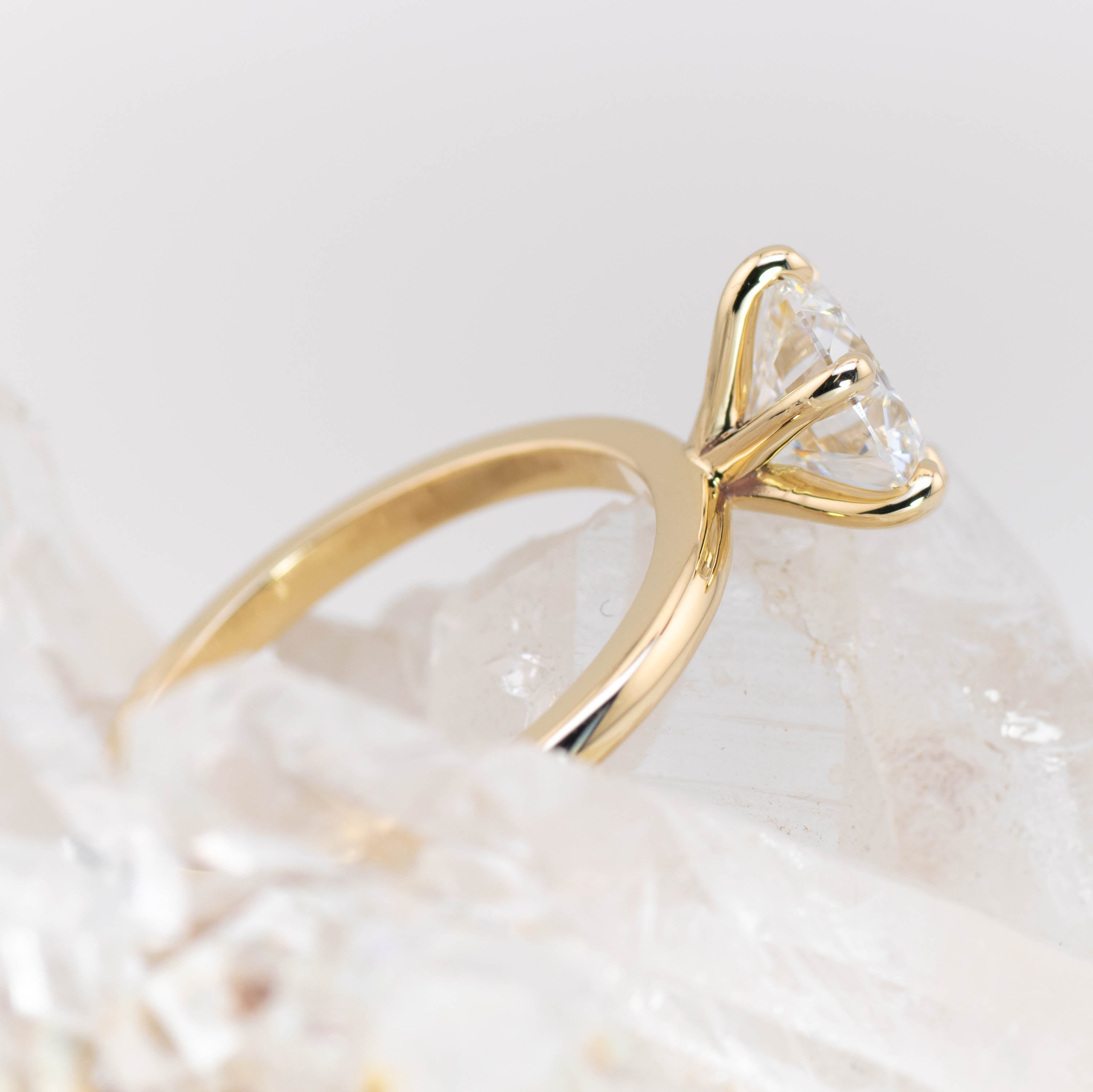 Billie Custom – 6 Claw Round Solitaire (Made to Order)