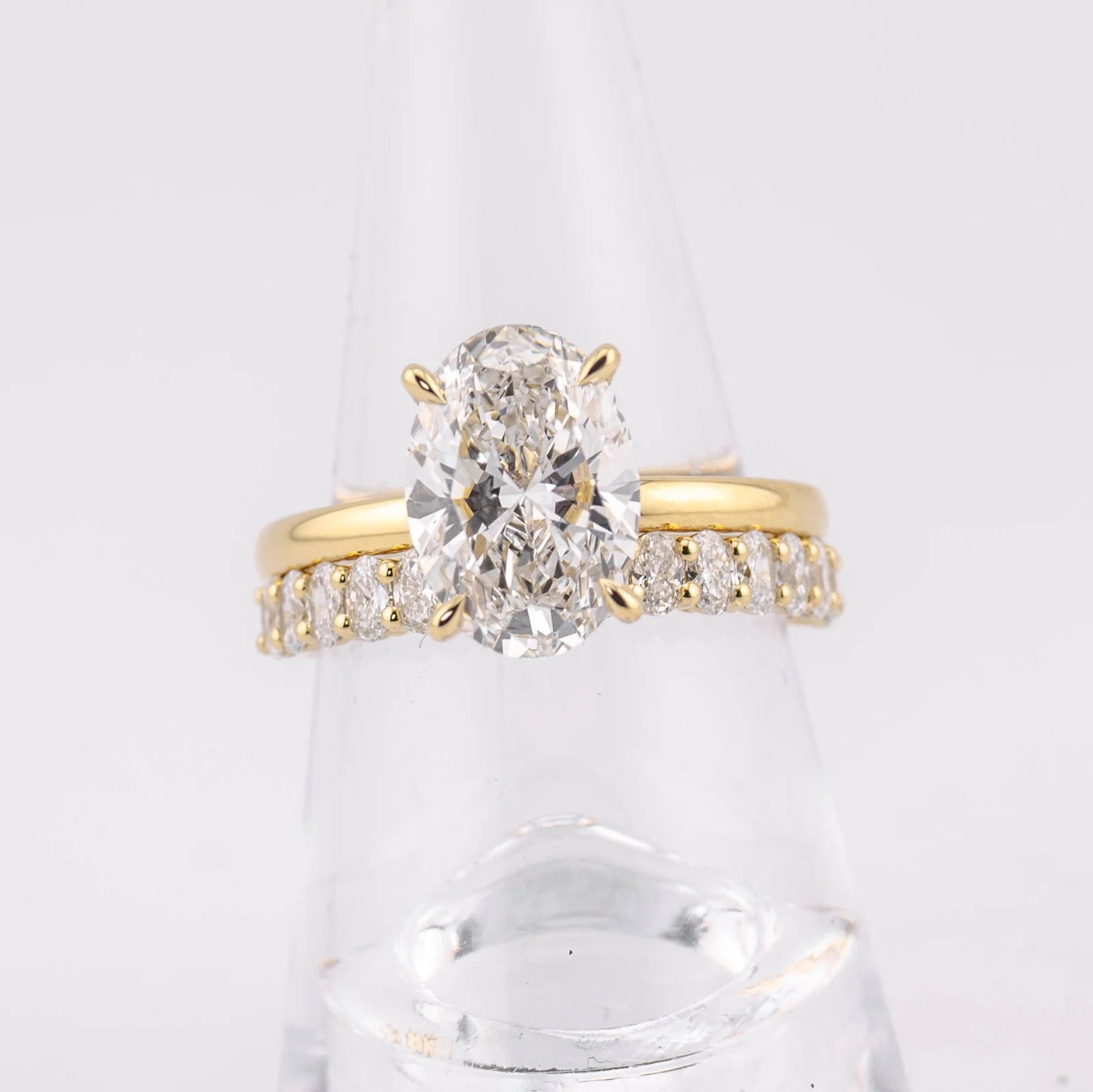(Ready to Ship M) Charlotte 1/2 Band Oval Wedding/Eternity Ring 18k Yellow Gold