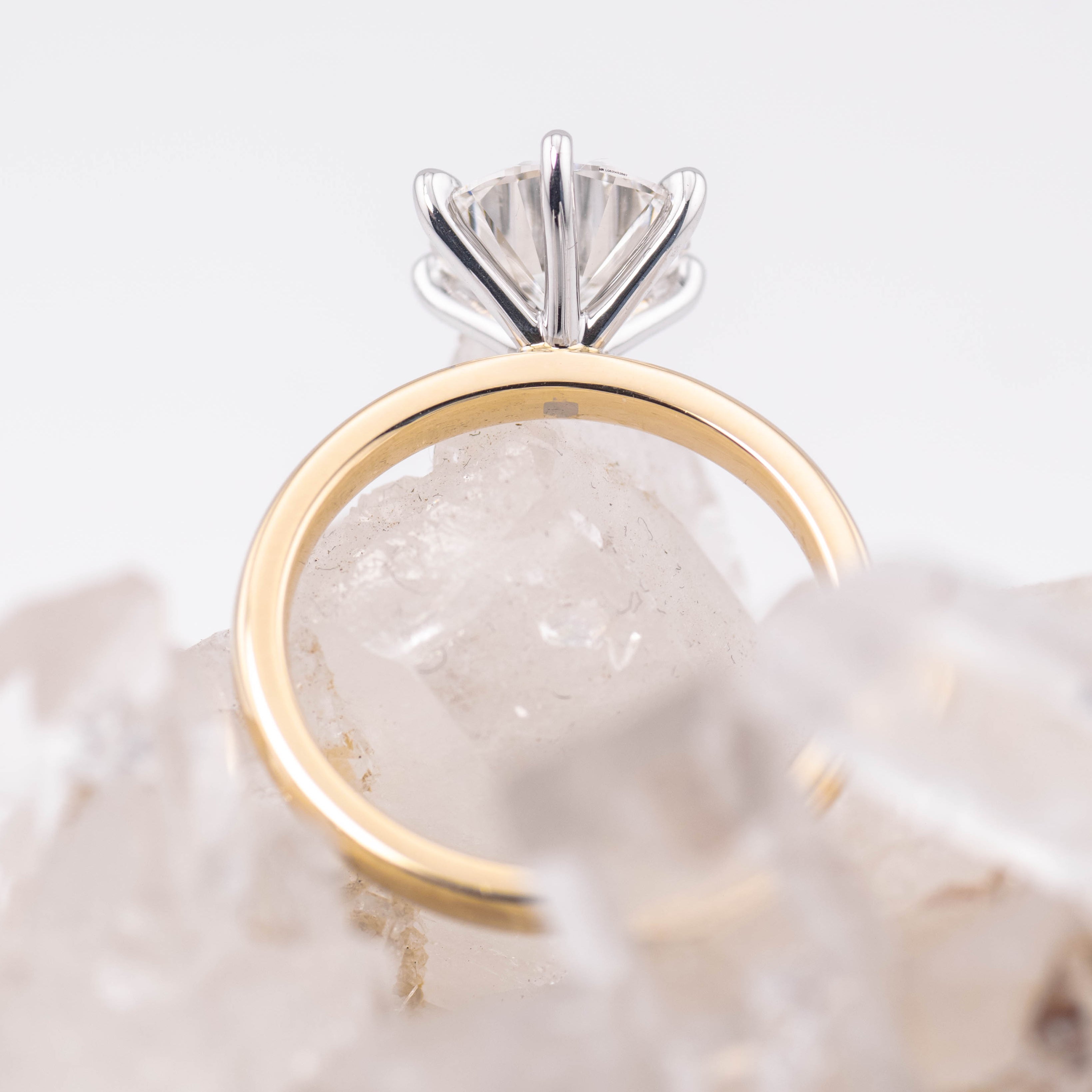 (Ready to Ship Size M) - Billie 2.0 – 6 Claw 2ct Round Solitaire