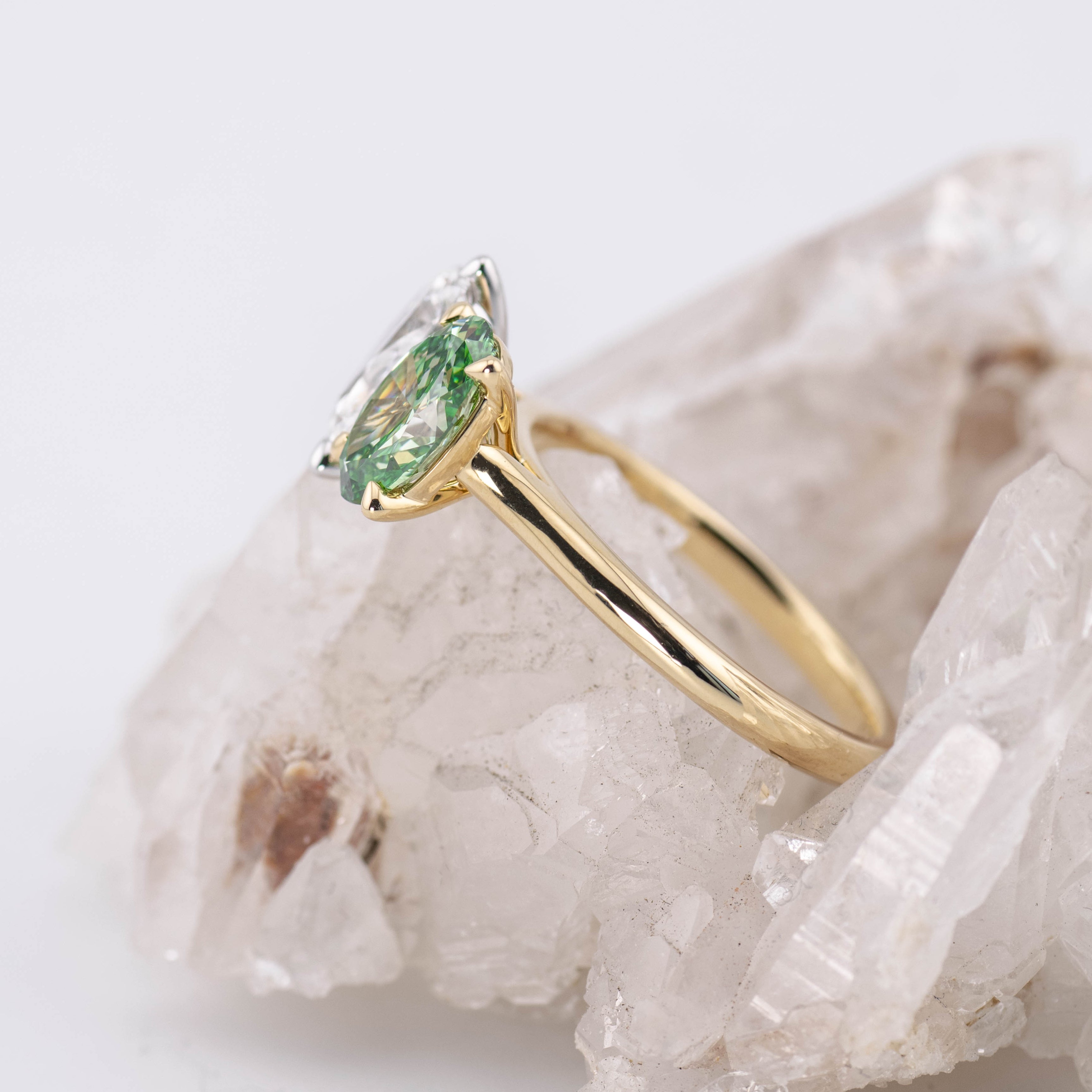 (Ready to Ship Size O) - Toi et Moi - 2.5ct Total Green and White Diamond in Two Tone Gold