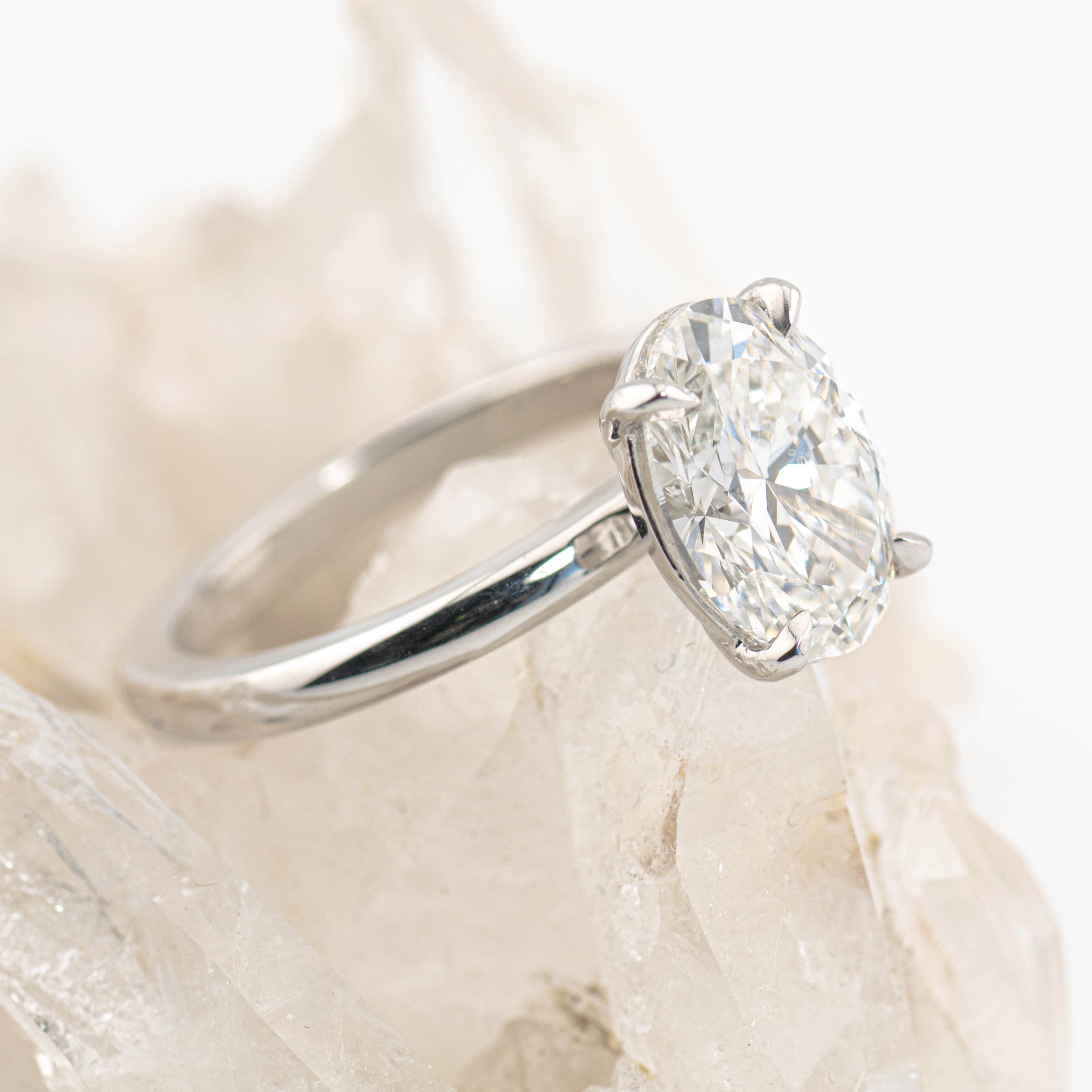 Kate 3.0 – 4 Claw 3ct Oval Solitaire (Made to Order) E Colour VS1