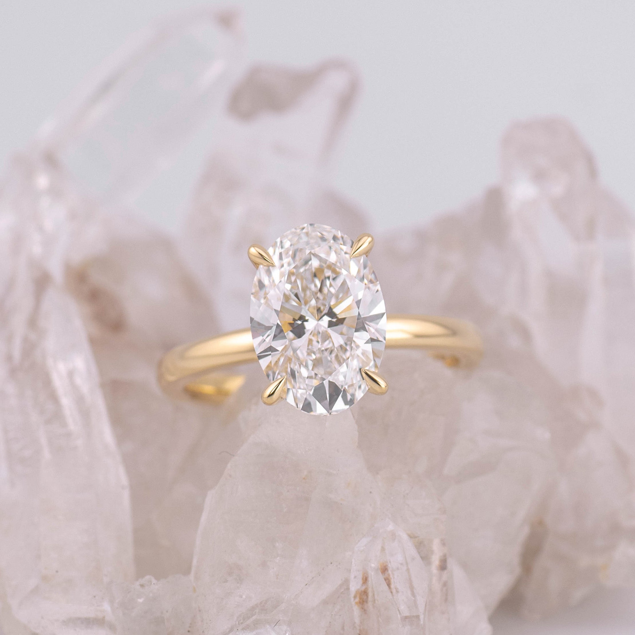 (Ready to Ship Size M) - Kate 3.0 – 4 Claw 3.03ct D VVS2 Oval Solitaire in 18k Yellow Gold