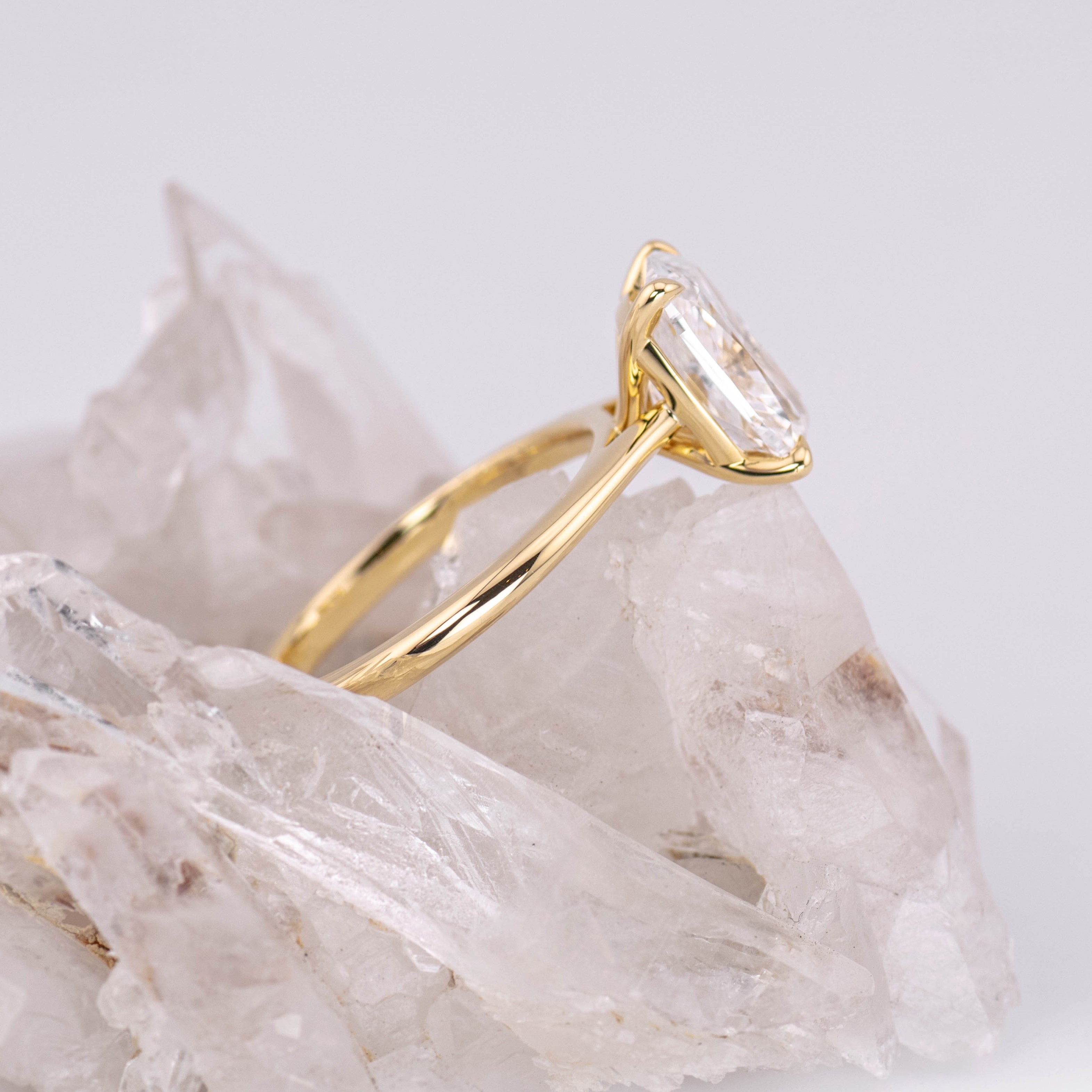 Cathedral Set Elongated Cushion 3ct D/E VVS2 Solitaire in 18k Yellow Gold