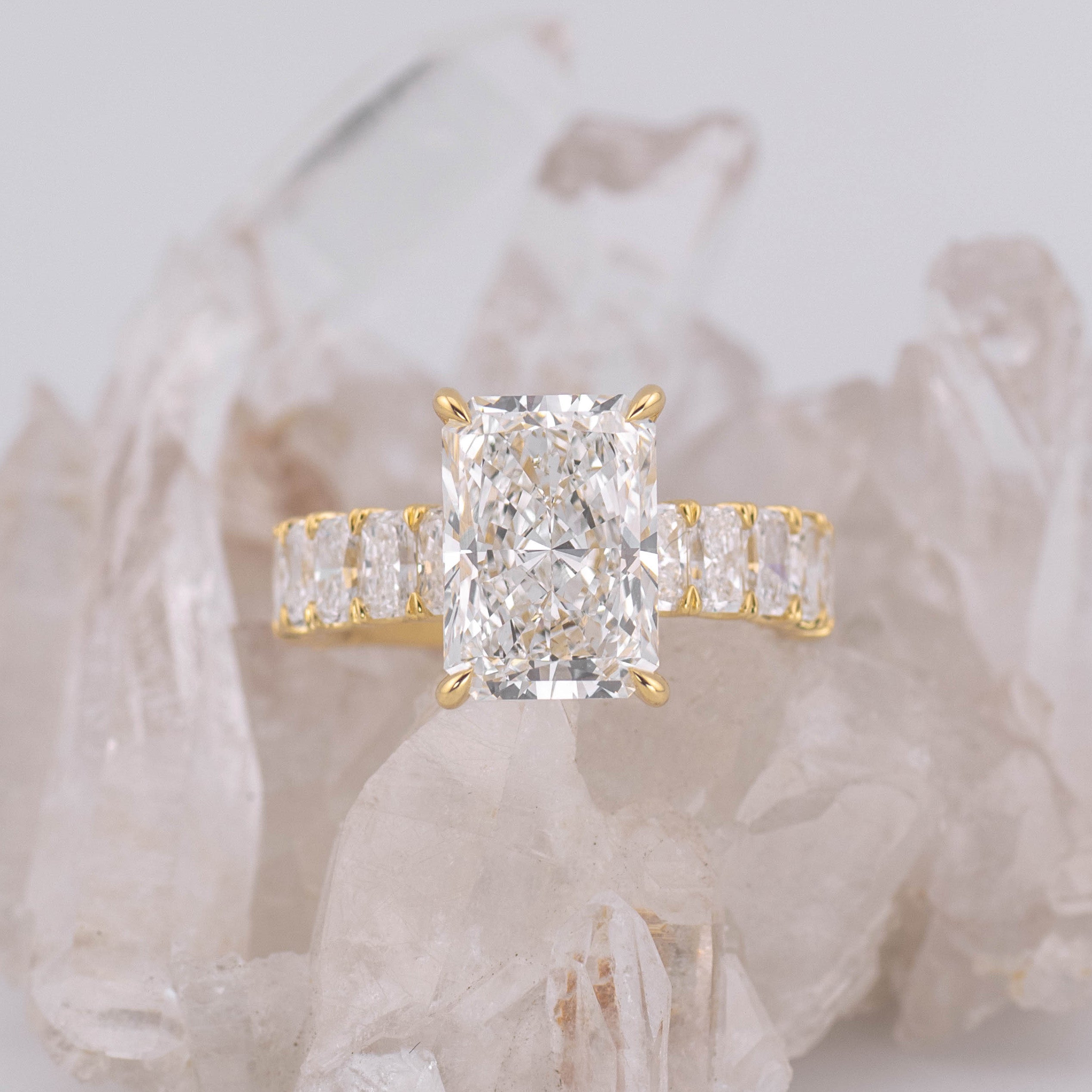 (Ready to Ship Size N) Custom 4ct Radiant Lab Diamond Ring with Radiant band in 18k Yellow Gold