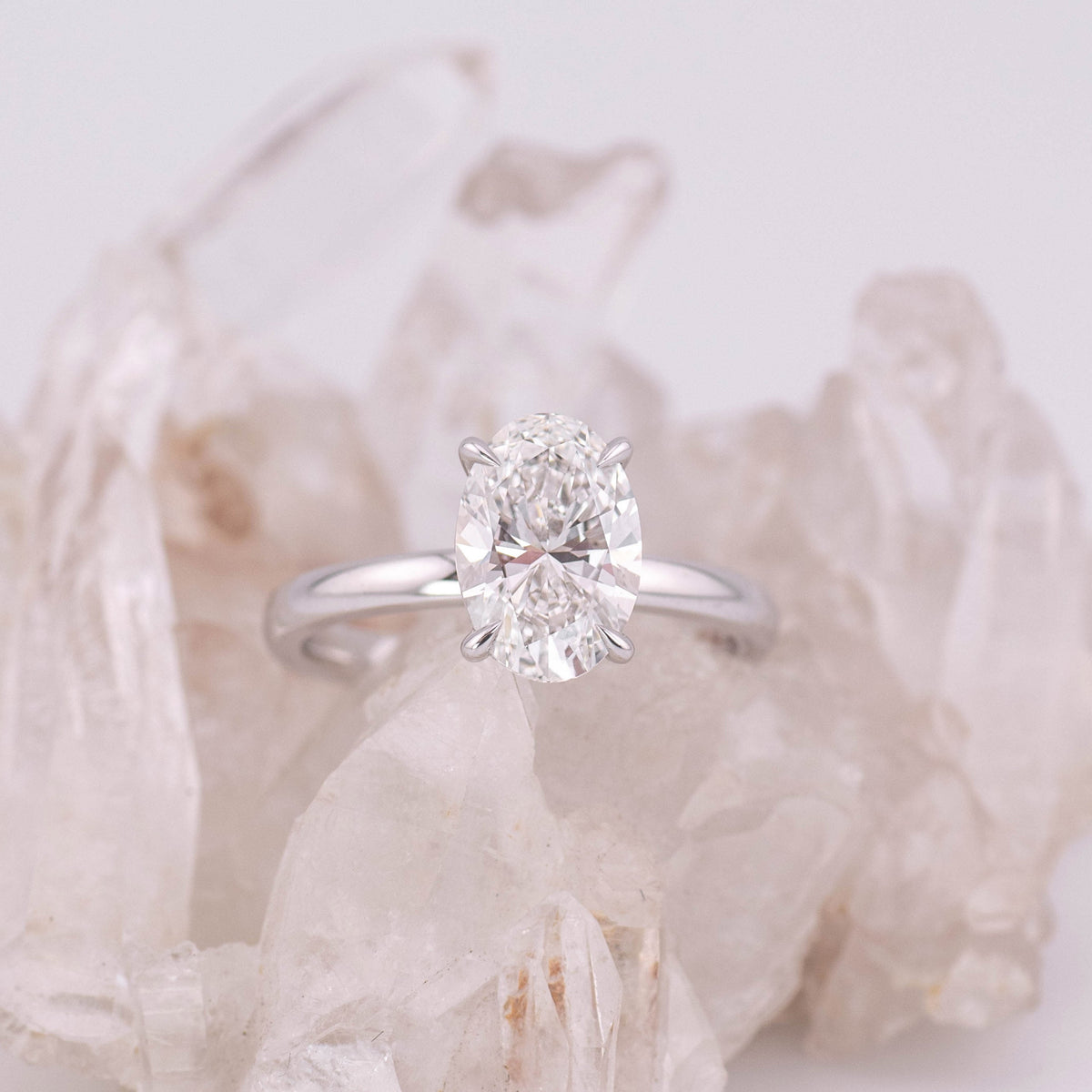 (Ready to Ship Size M) - Bella Hidden Halo 2.0 – 4 Claw 2.08ct D VVS2 Oval Solitaire in 18k White Gold